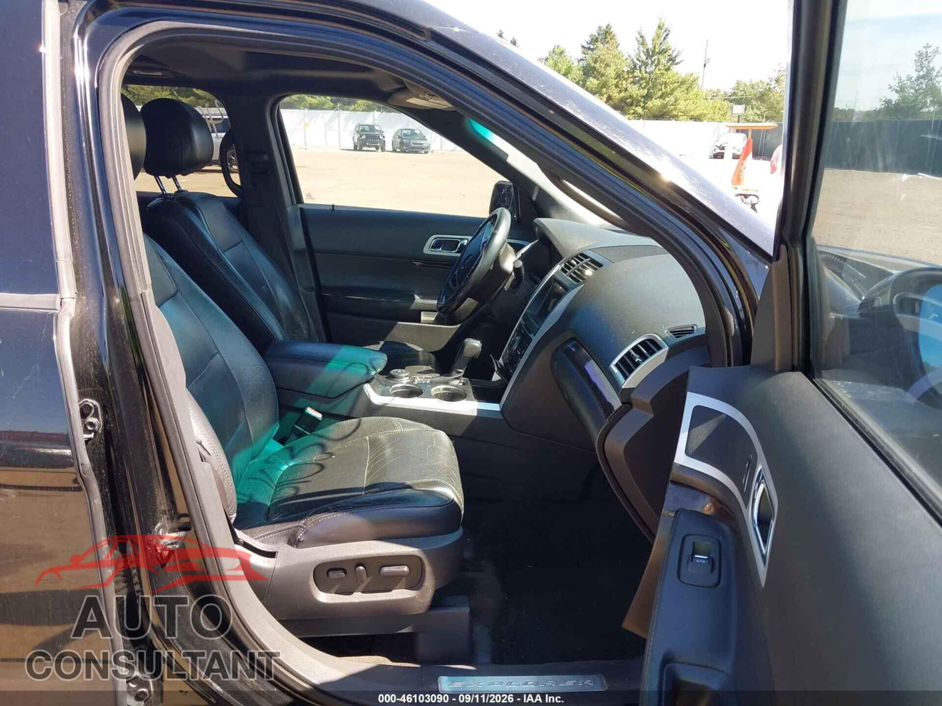 FORD EXPLORER 2011 - 1FMHK8F8XBGA82883