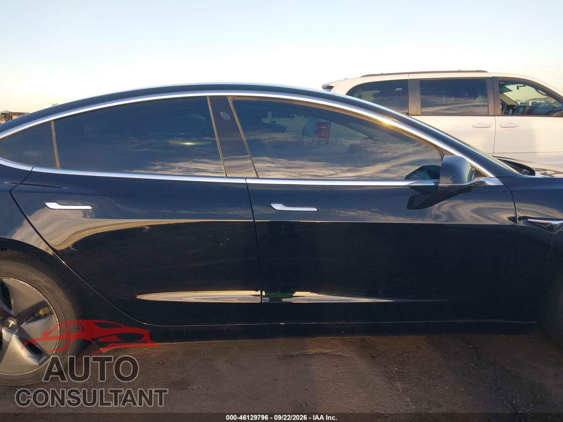 TESLA MODEL 3 2018 - 5YJ3E1EA2JF044493