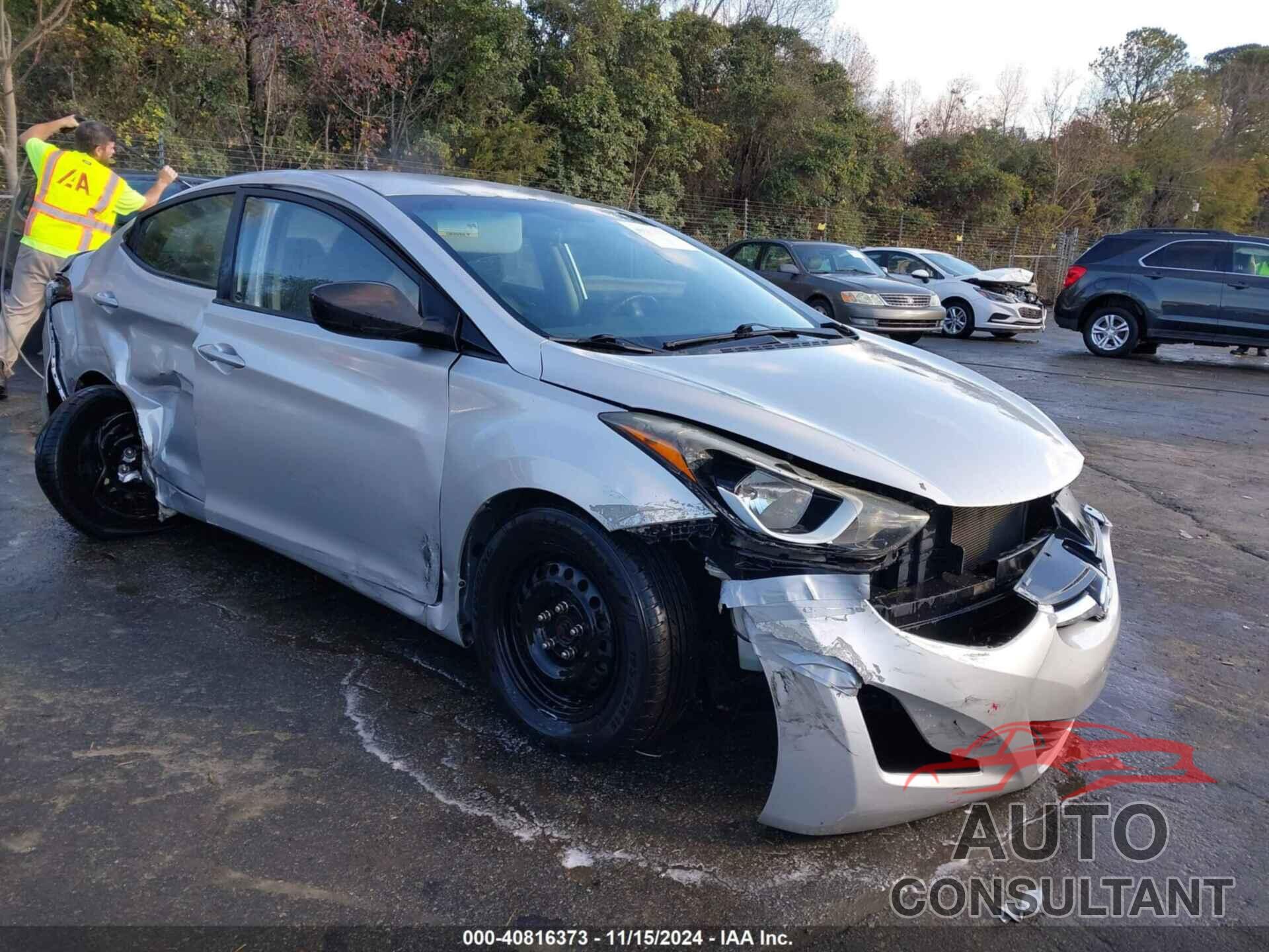 HYUNDAI ELANTRA 2016 - 5NPDH4AE3GH665872