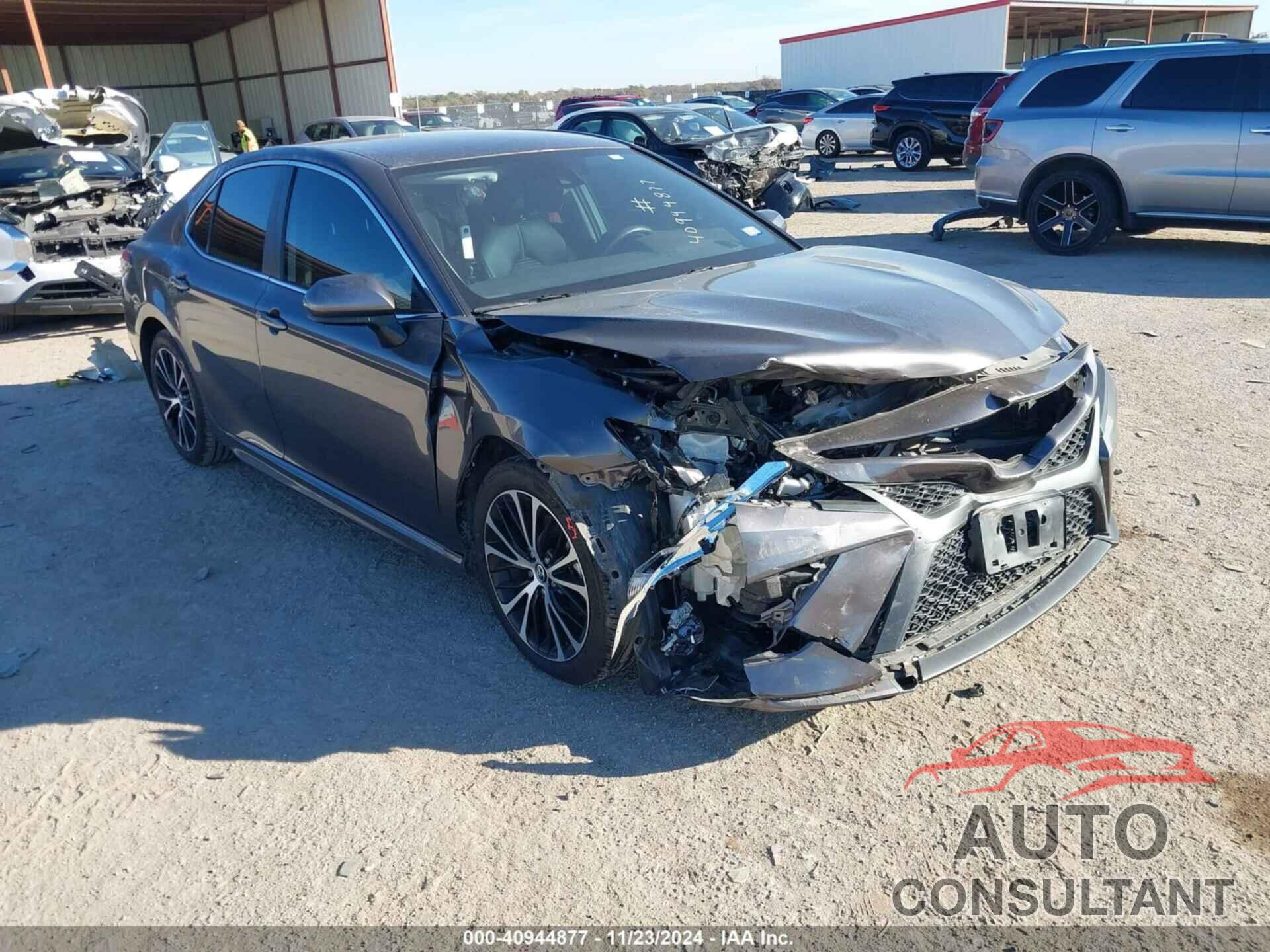 TOYOTA CAMRY 2019 - 4T1B11HK0KU704532