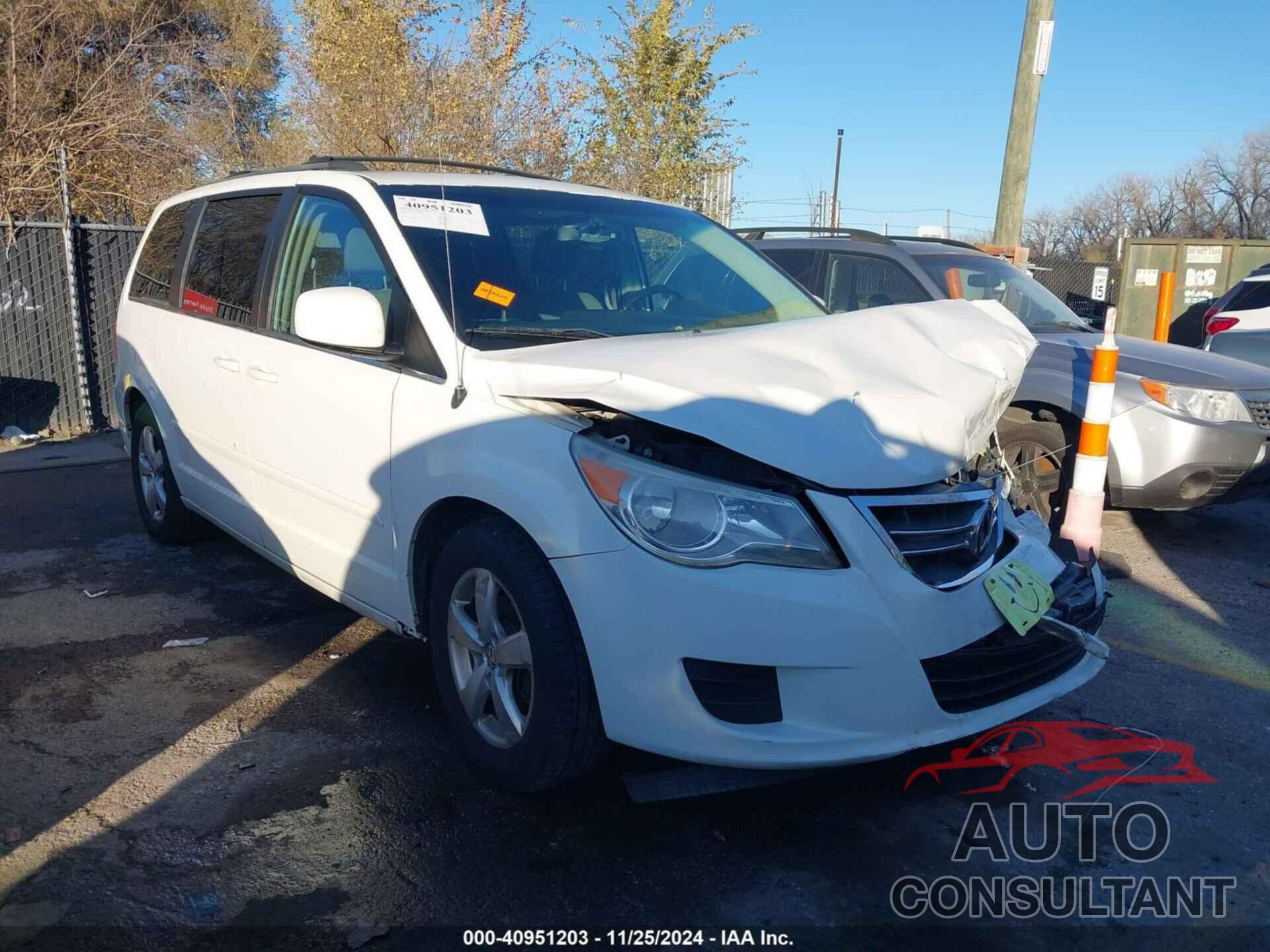VOLKSWAGEN ROUTAN 2009 - 2V8HW34159R541641