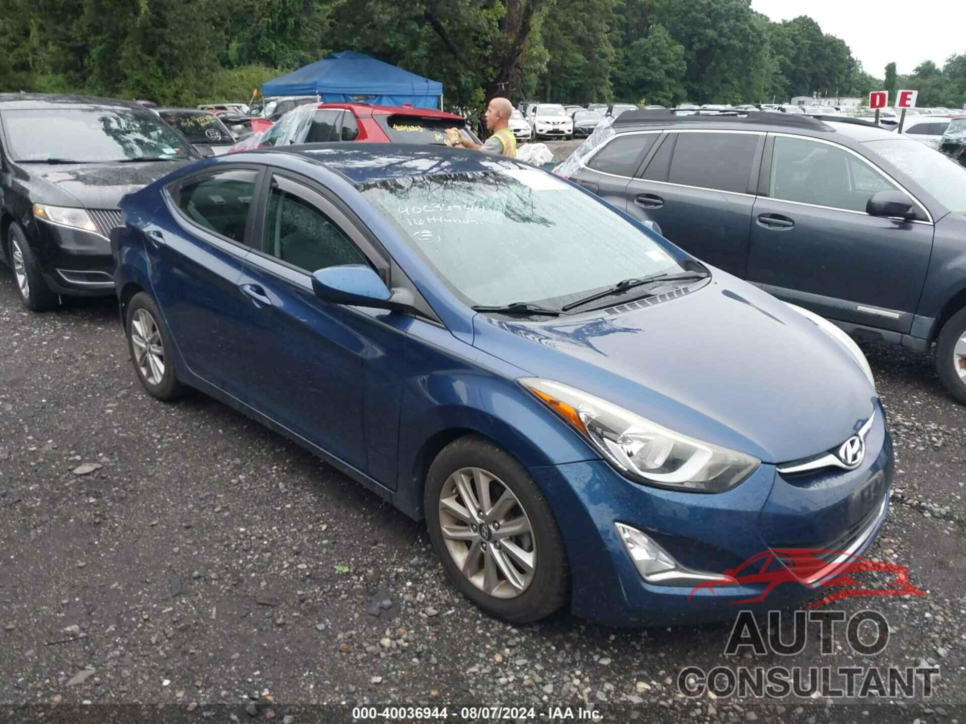 HYUNDAI ELANTRA 2016 - 5NPDH4AE1GH717340