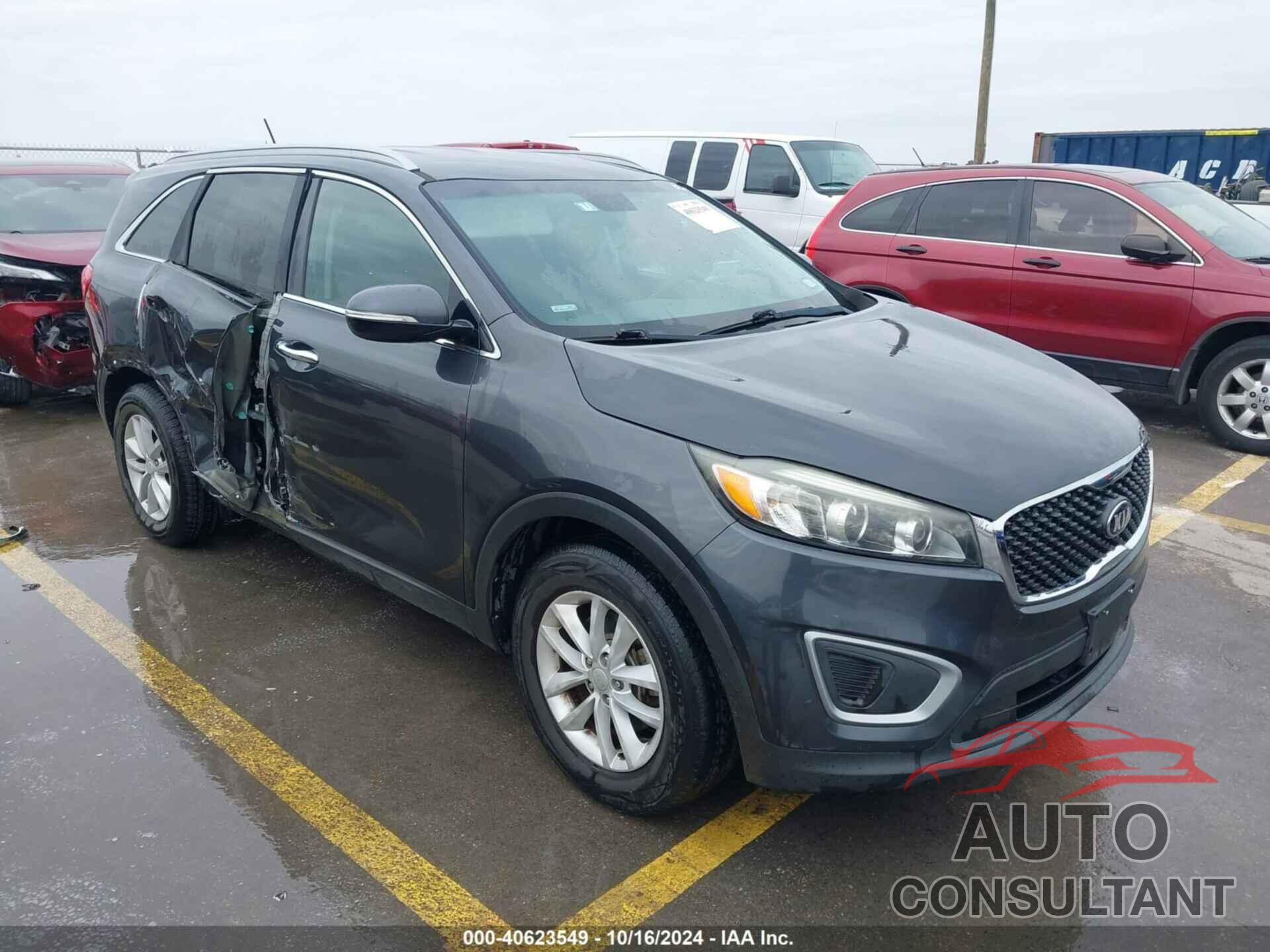 KIA SORENTO 2018 - 5XYPG4A51JG359476