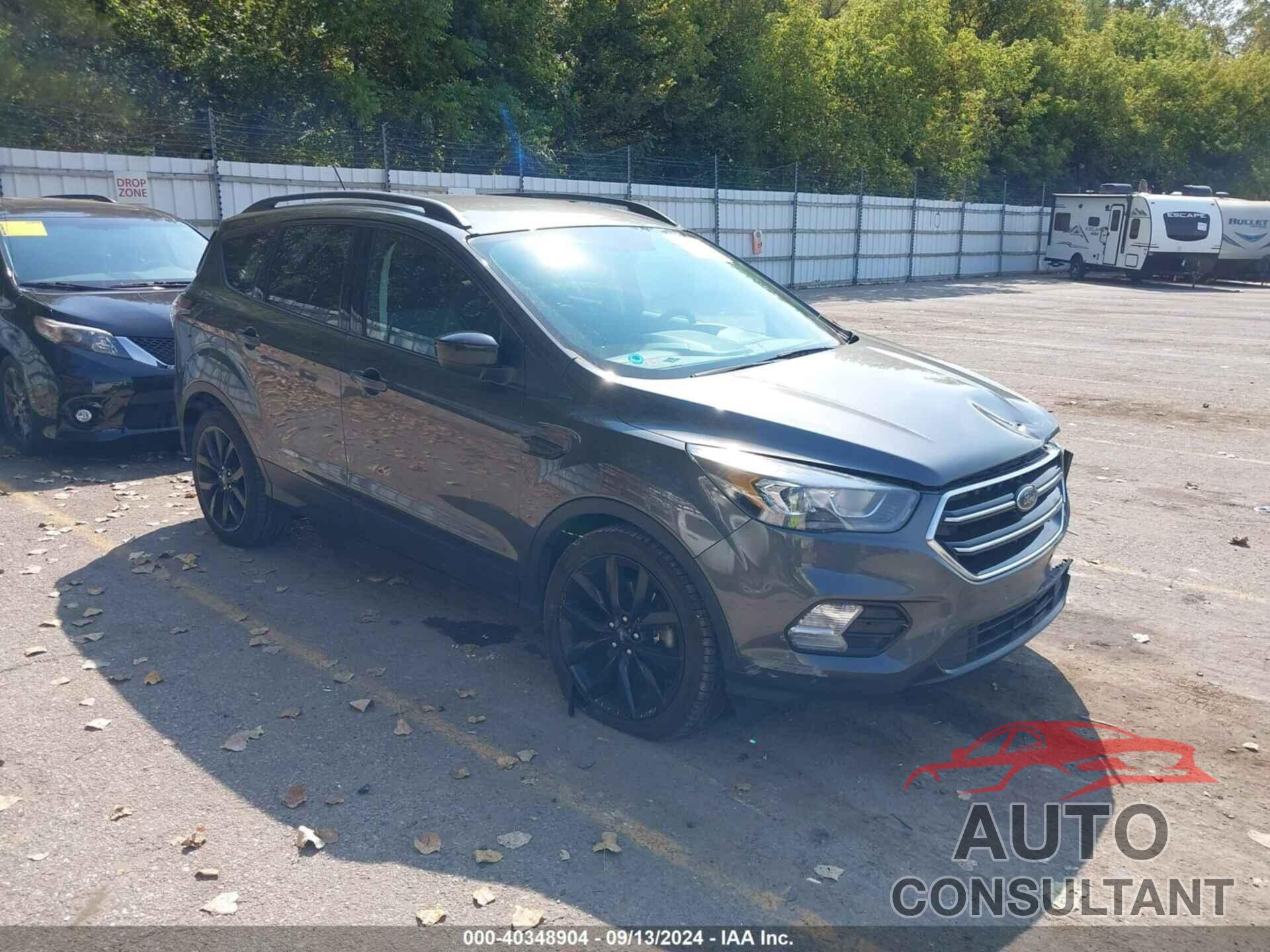 FORD ESCAPE 2018 - 1FMCU9GD7JUA53167