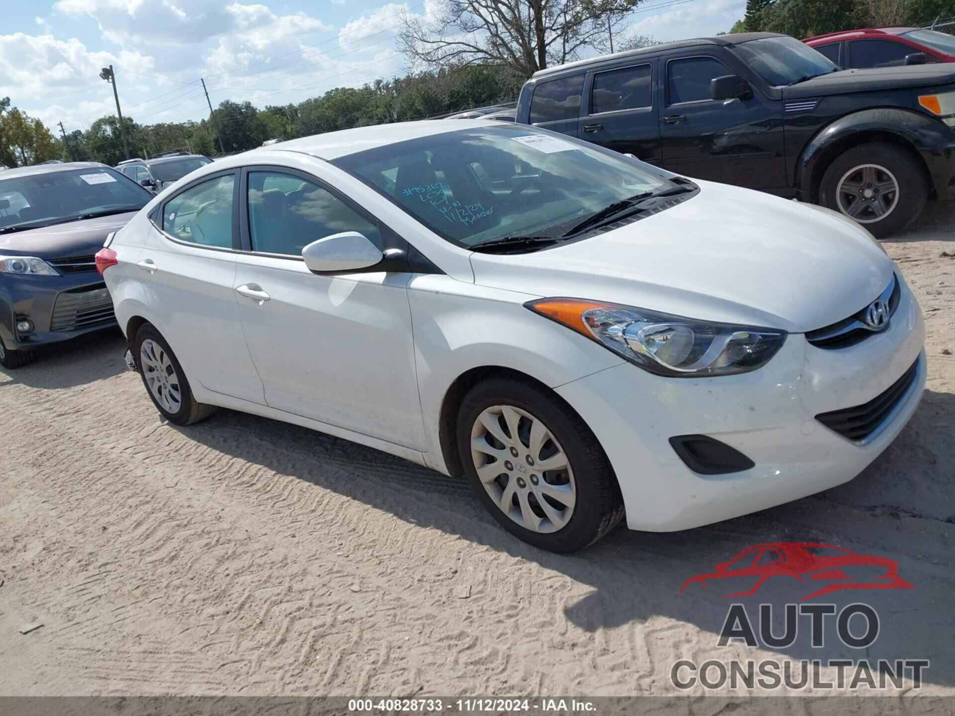 HYUNDAI ELANTRA 2013 - 5NPDH4AE5DH202806