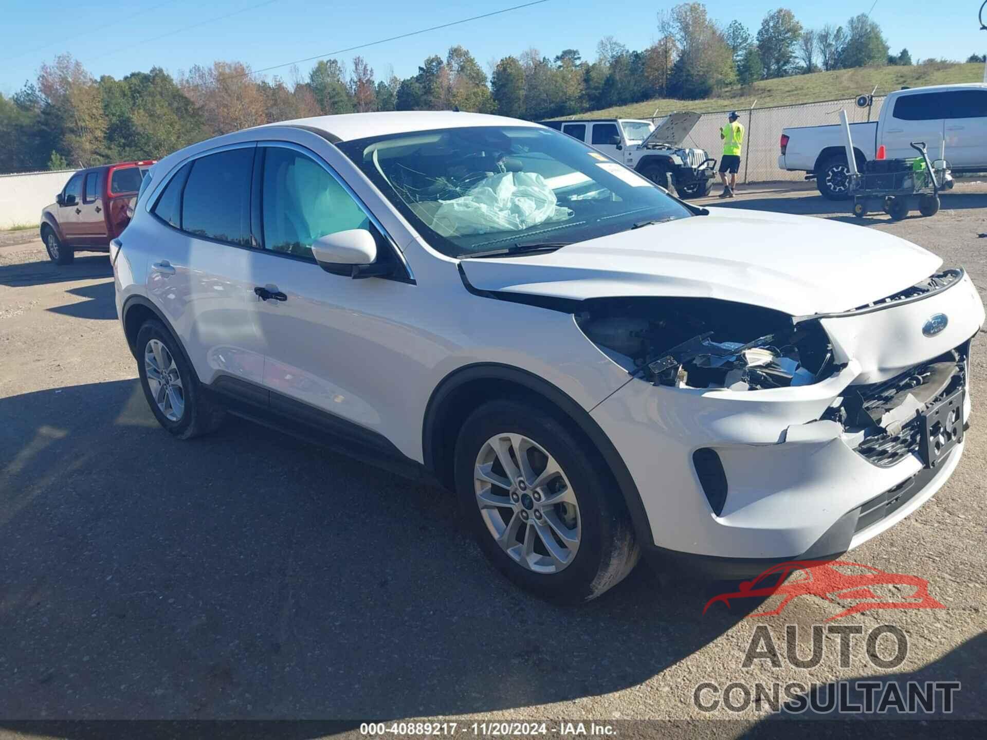 FORD ESCAPE 2020 - 1FMCU0G64LUA32454