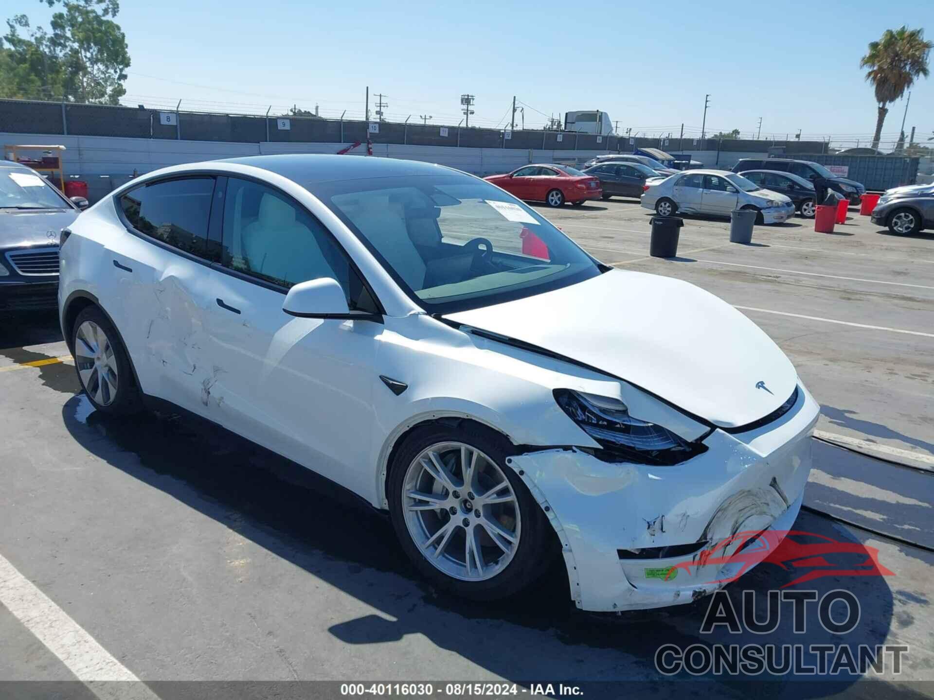 TESLA MODEL Y 2023 - 7SAYGDEE6PF608338