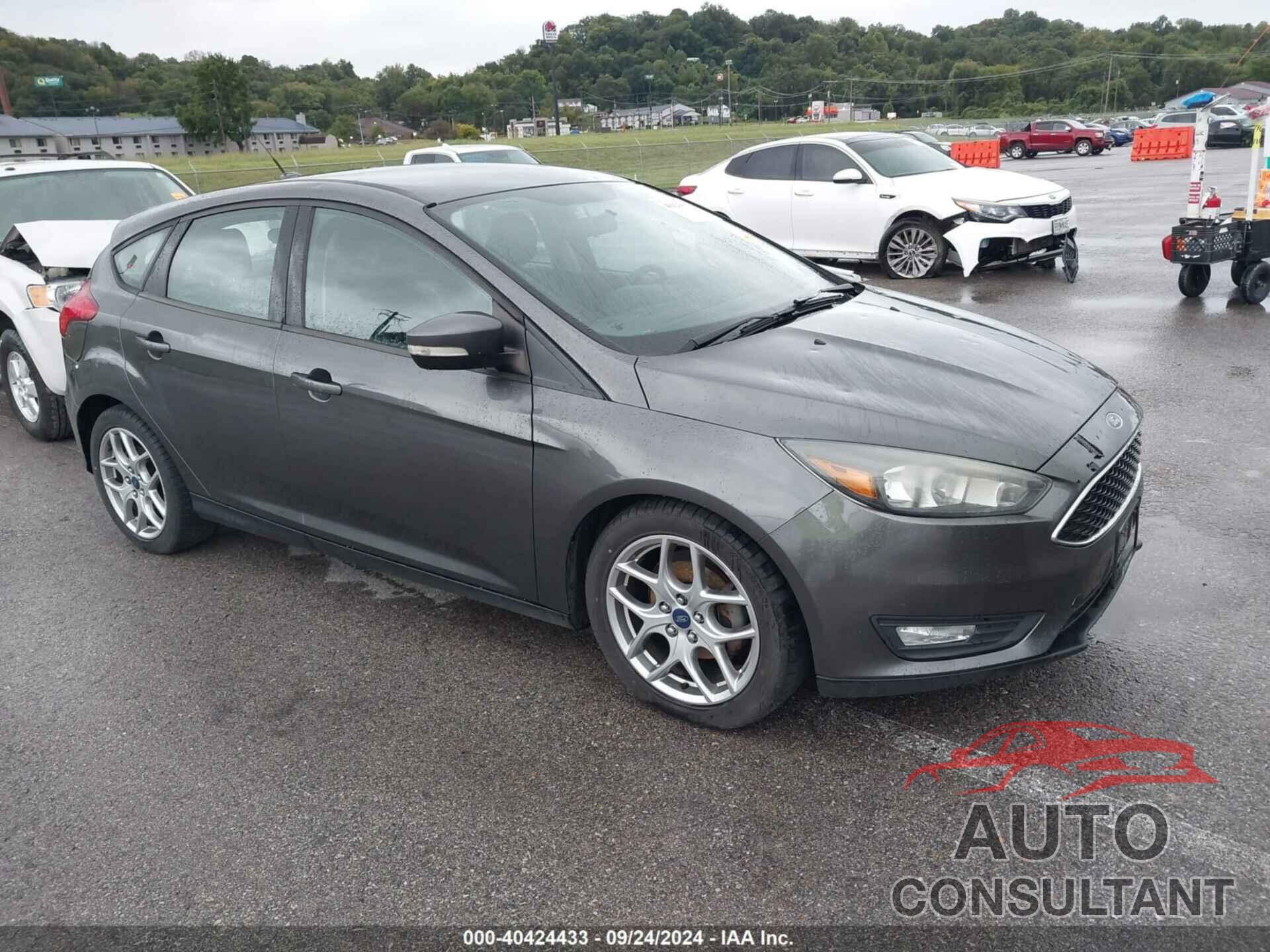 FORD FOCUS 2015 - 1FADP3K23FL254795