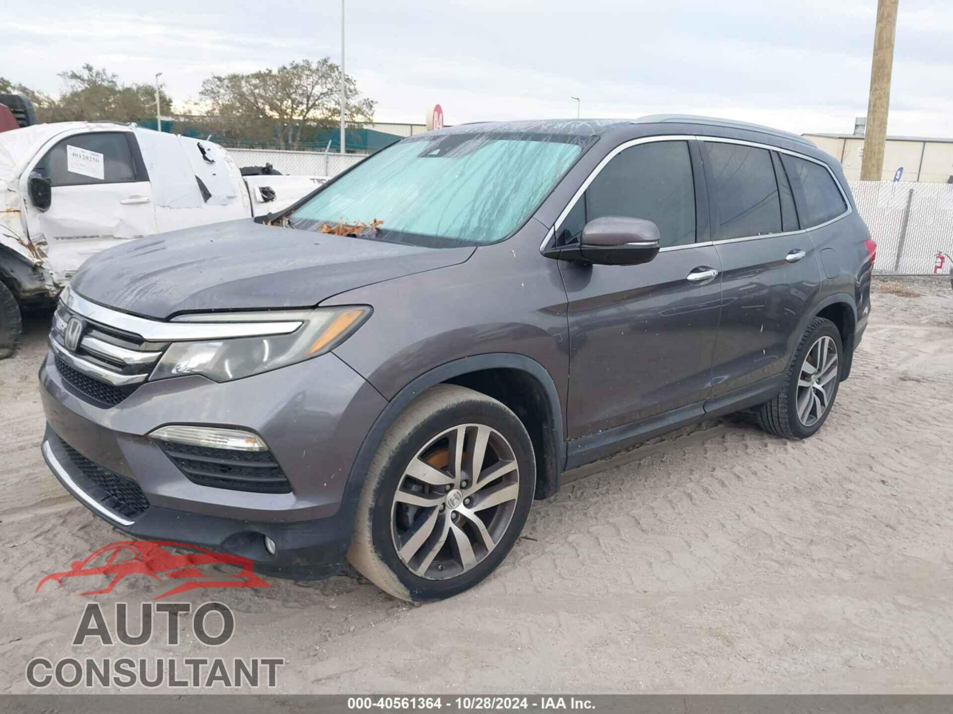 HONDA PILOT 2017 - 5FNYF5H94HB016331