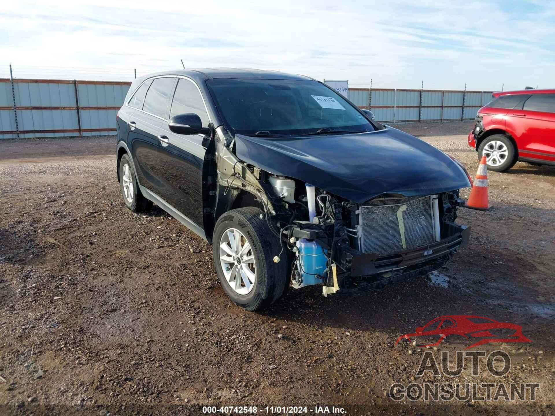 KIA SORENTO 2019 - 5XYPG4A31KG533742