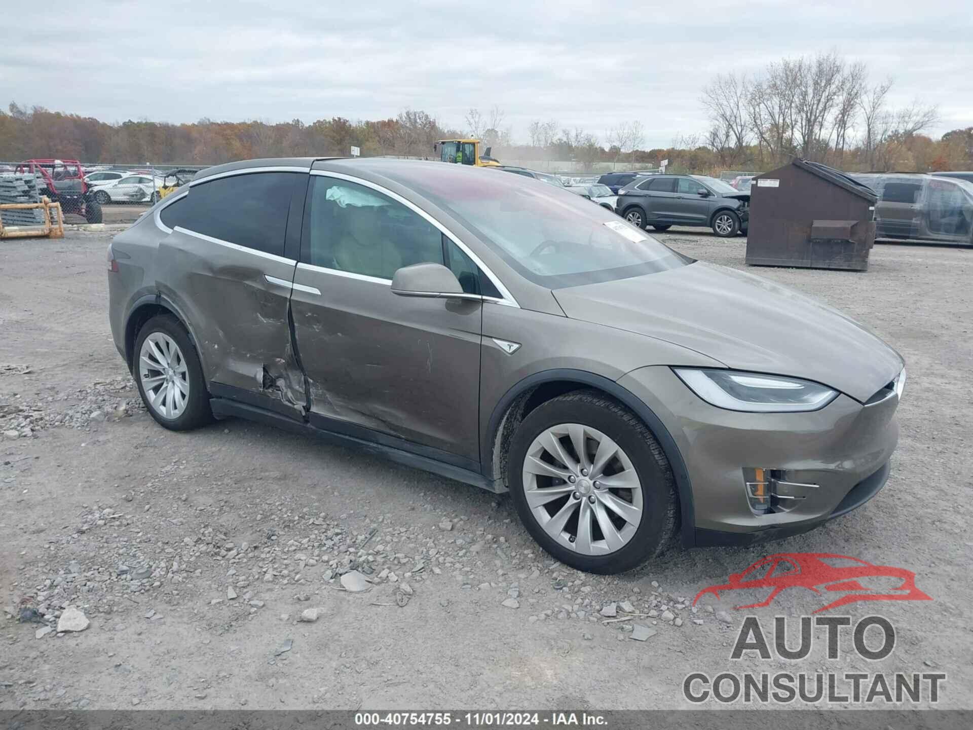 TESLA MODEL X 2016 - 5YJXCBE27GF011908