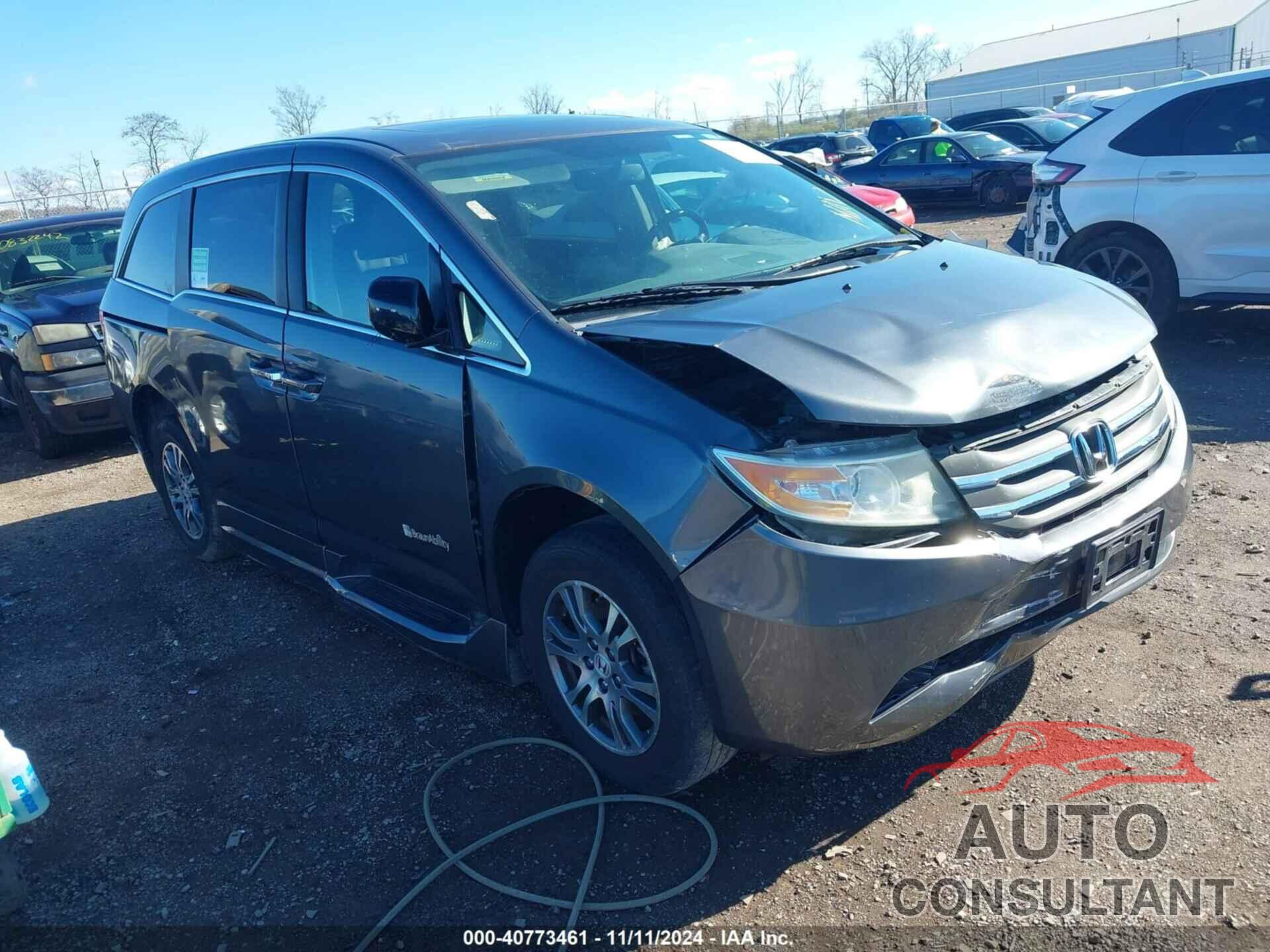 HONDA ODYSSEY 2013 - 5FNRL5H68DB041102