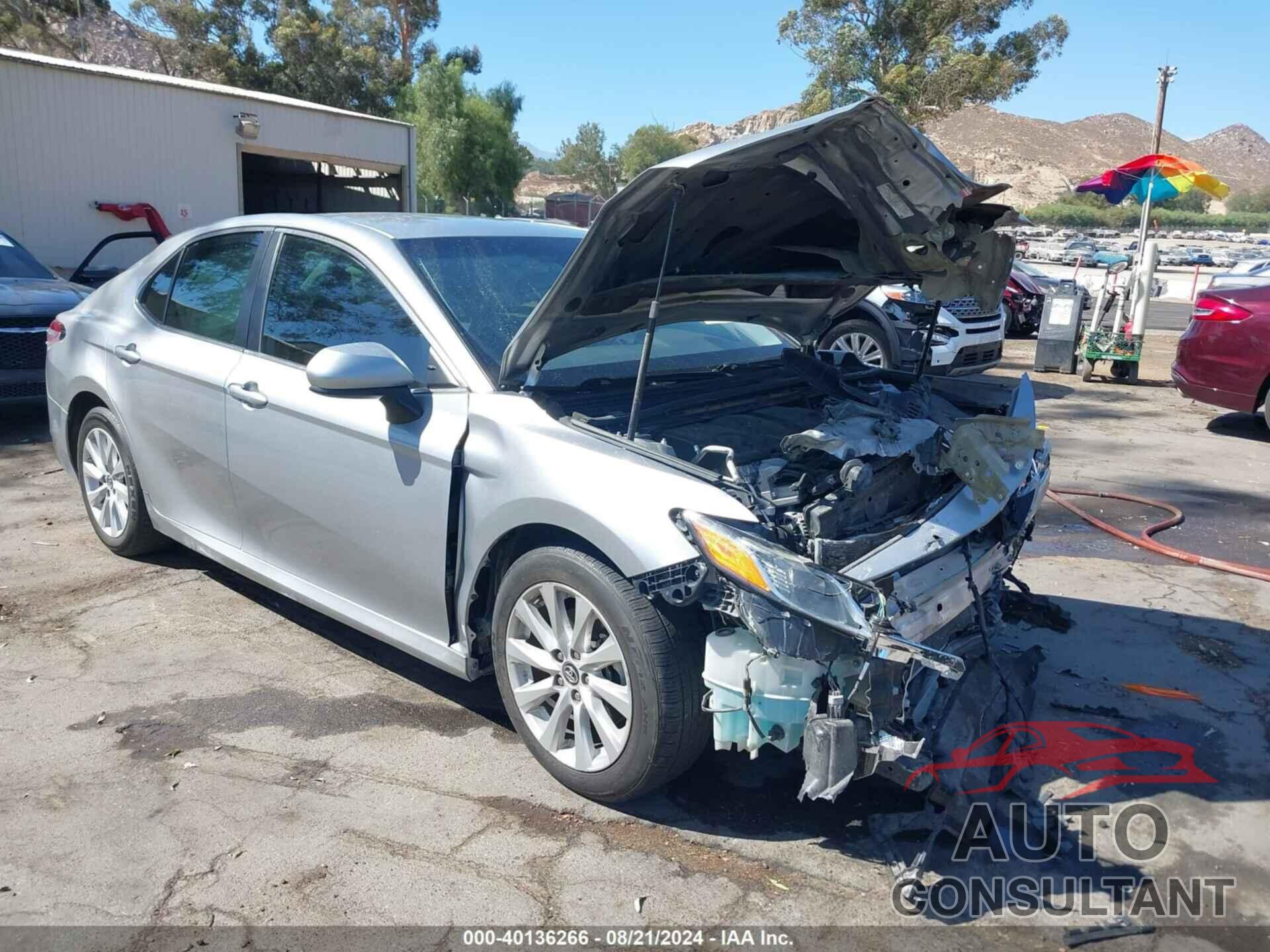 TOYOTA CAMRY 2019 - 4T1B11HK1KU741315