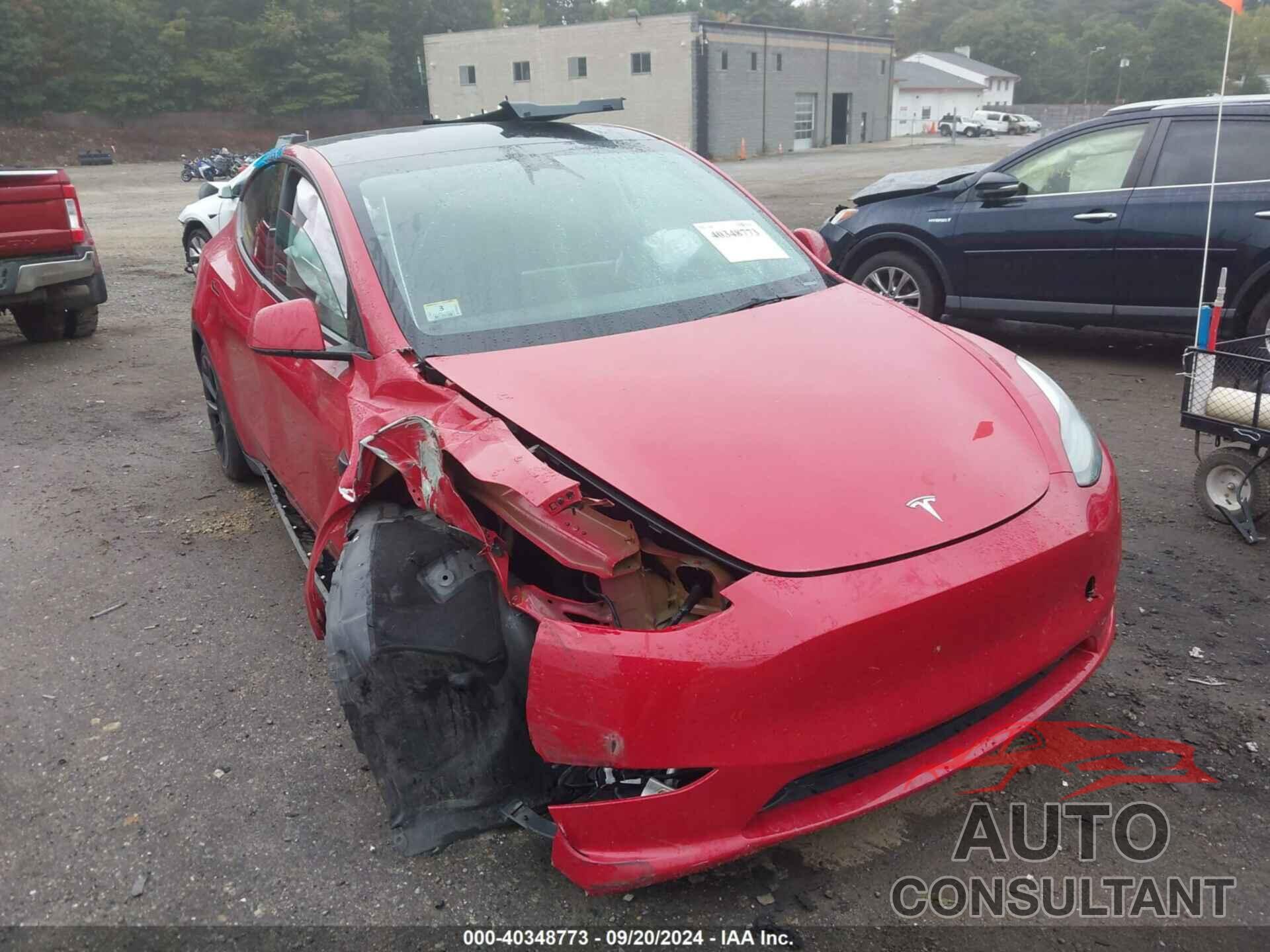 TESLA MODEL Y 2023 - 7SAYGAEE5PF685474