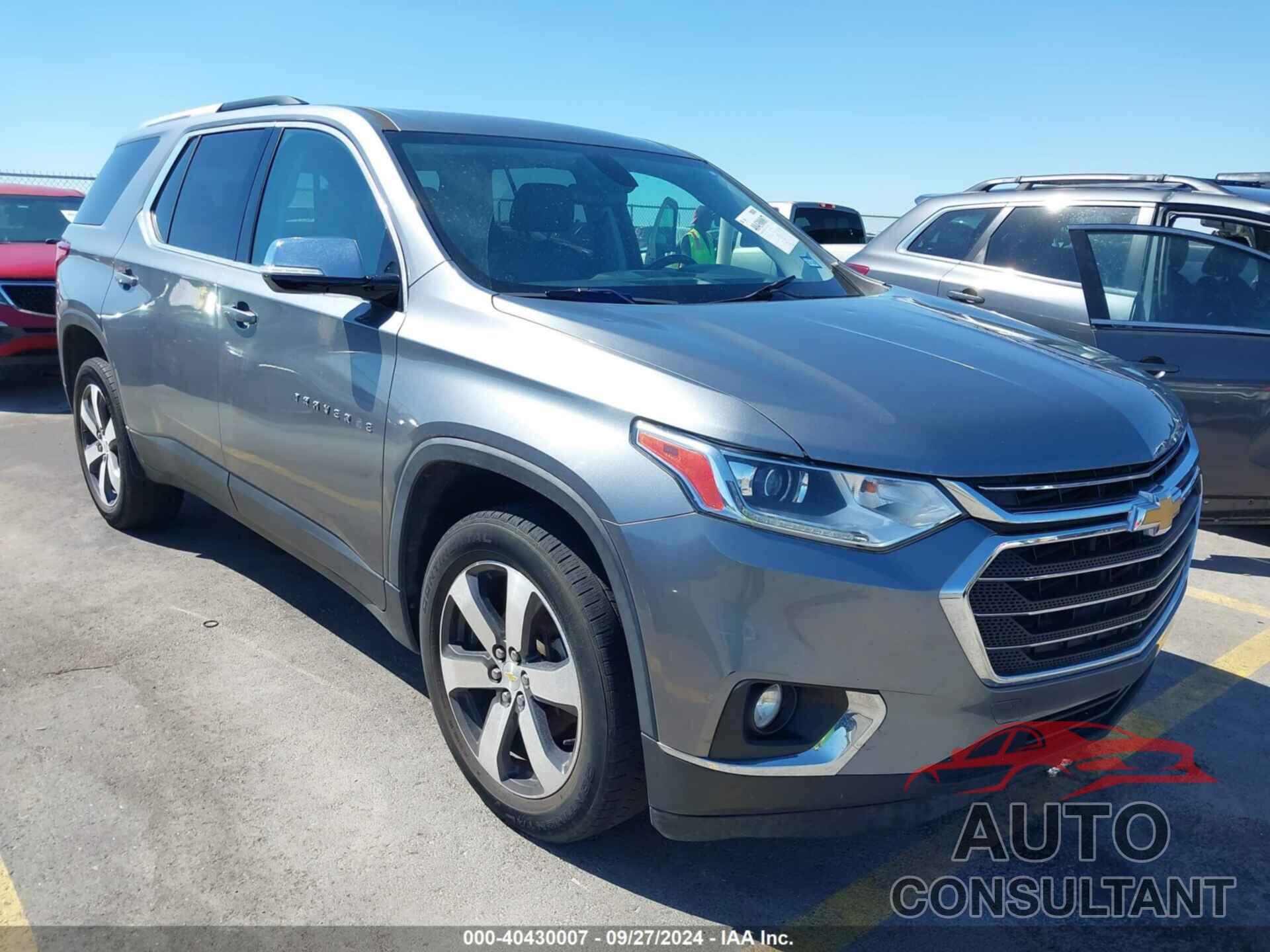CHEVROLET TRAVERSE 2018 - 1GNERHKW0JJ181356