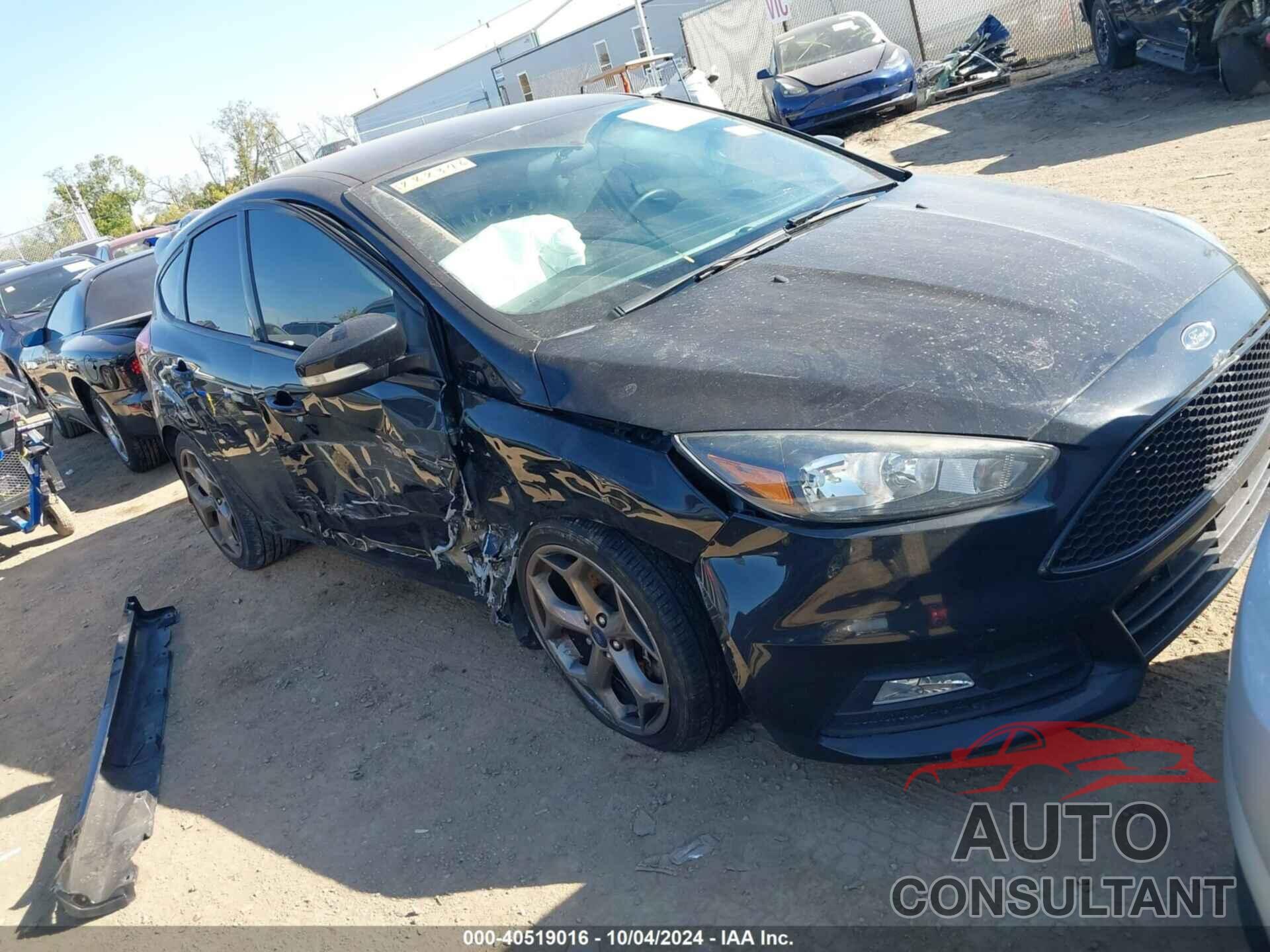 FORD FOCUS ST 2018 - 1FADP3L99JL282346