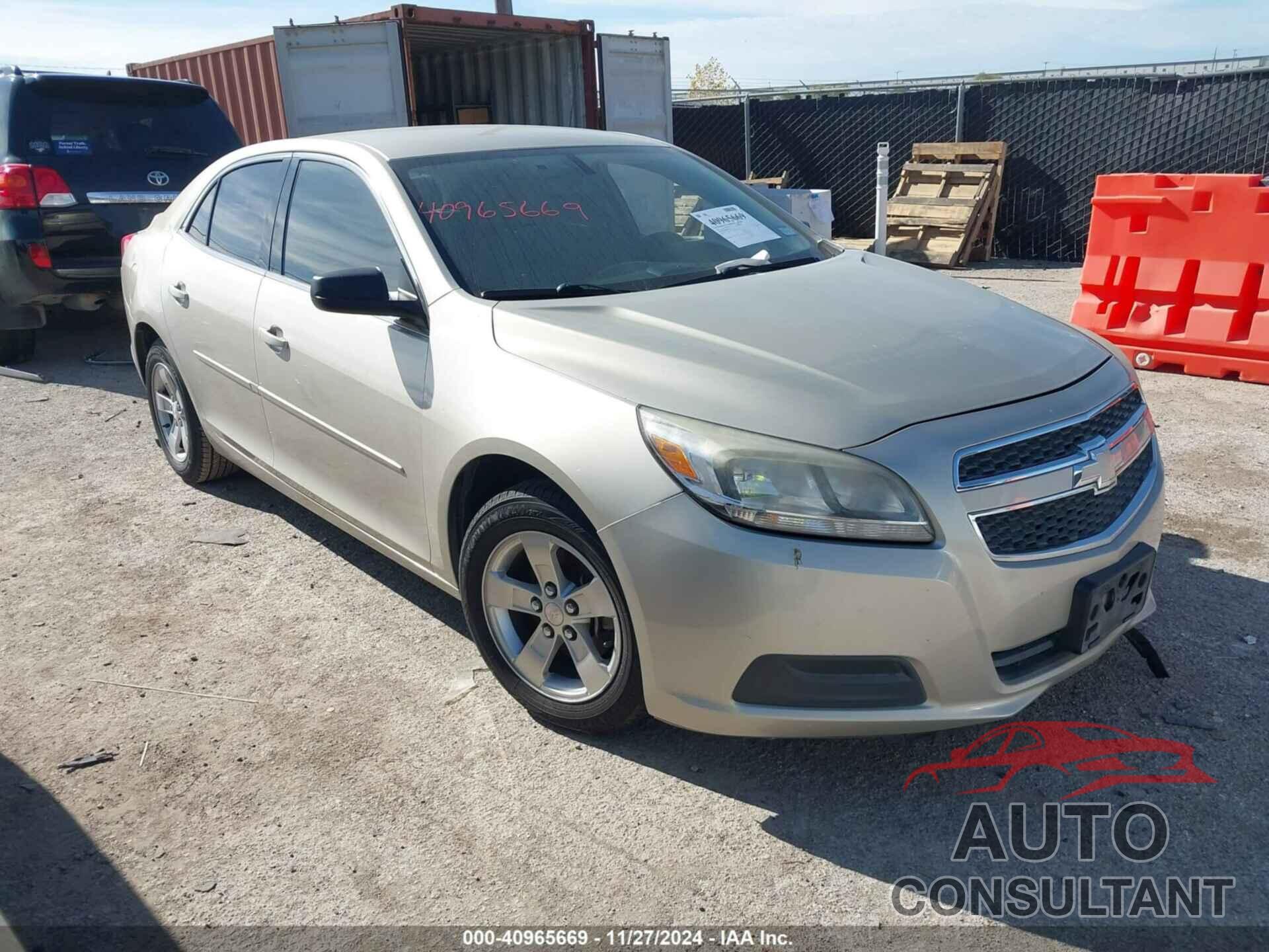 CHEVROLET MALIBU 2013 - 1G11B5SA8DF256321