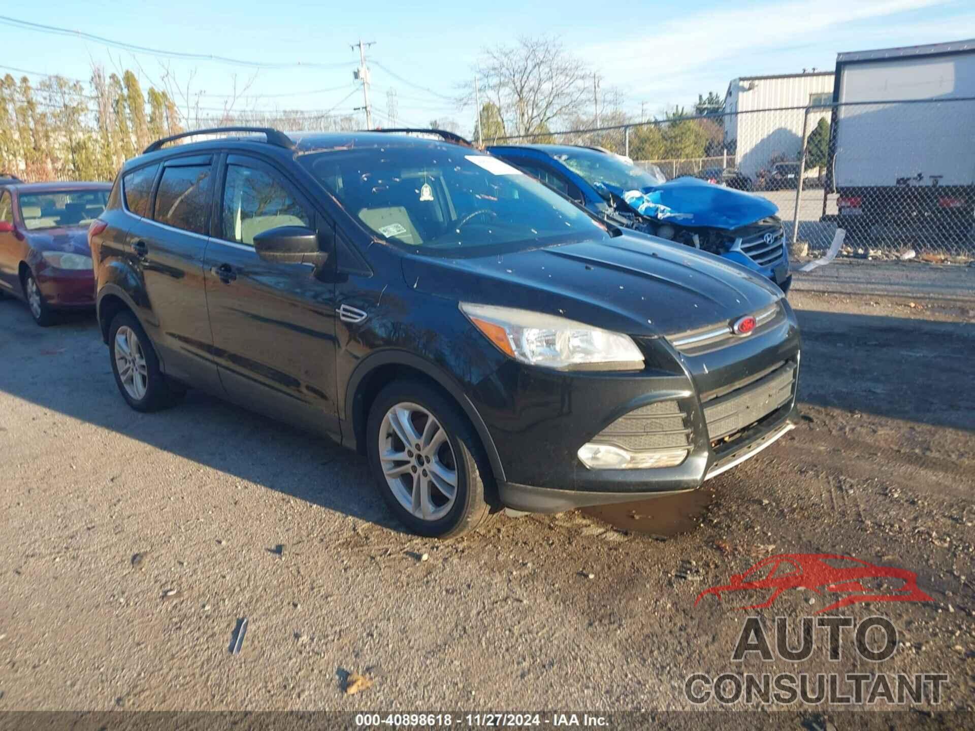 FORD ESCAPE 2014 - 1FMCU9G9XEUB02377