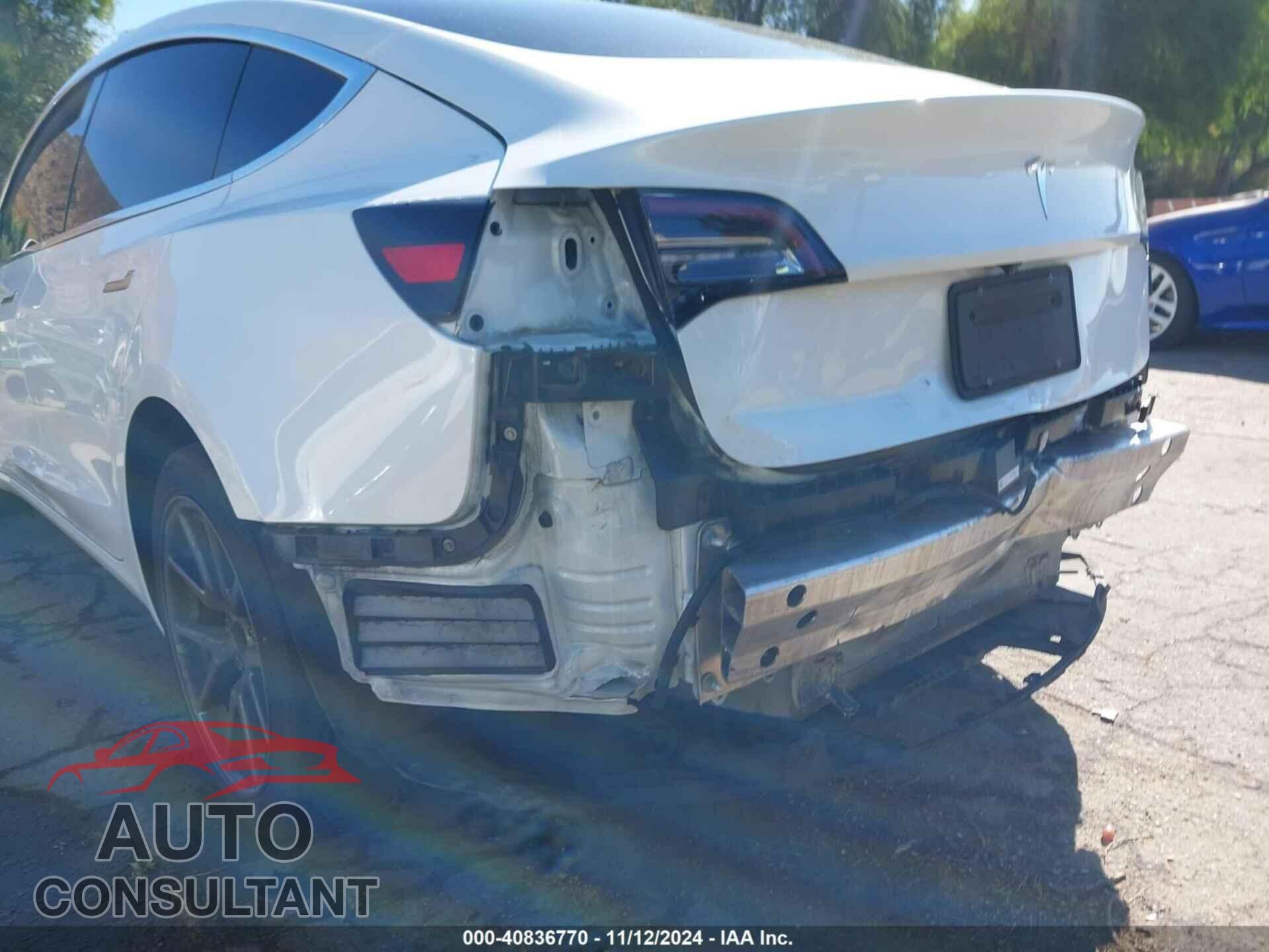 TESLA MODEL 3 2019 - 5YJ3E1EA7KF401541