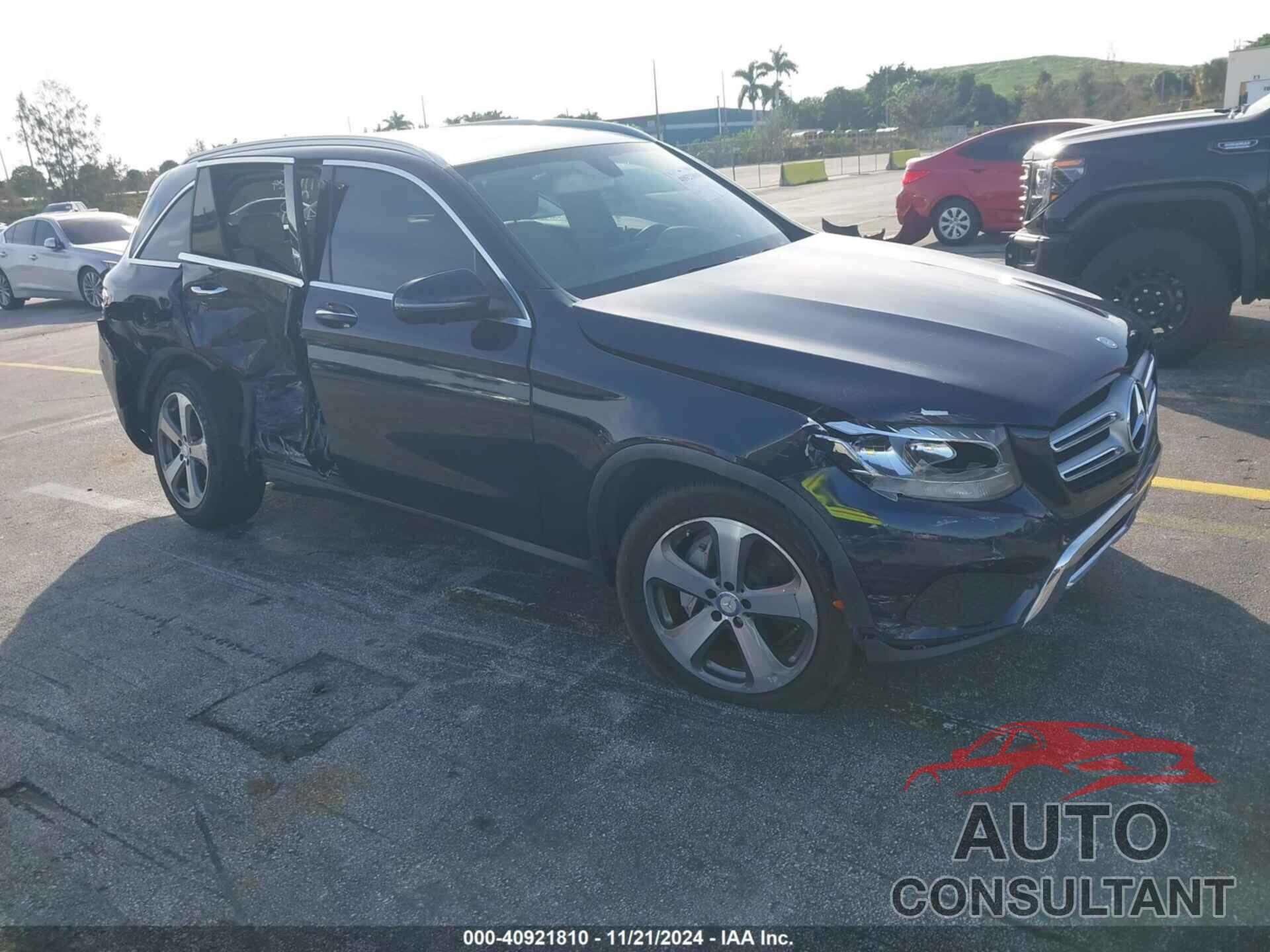 MERCEDES-BENZ GLC 300 2016 - WDC0G4JB1GF054475