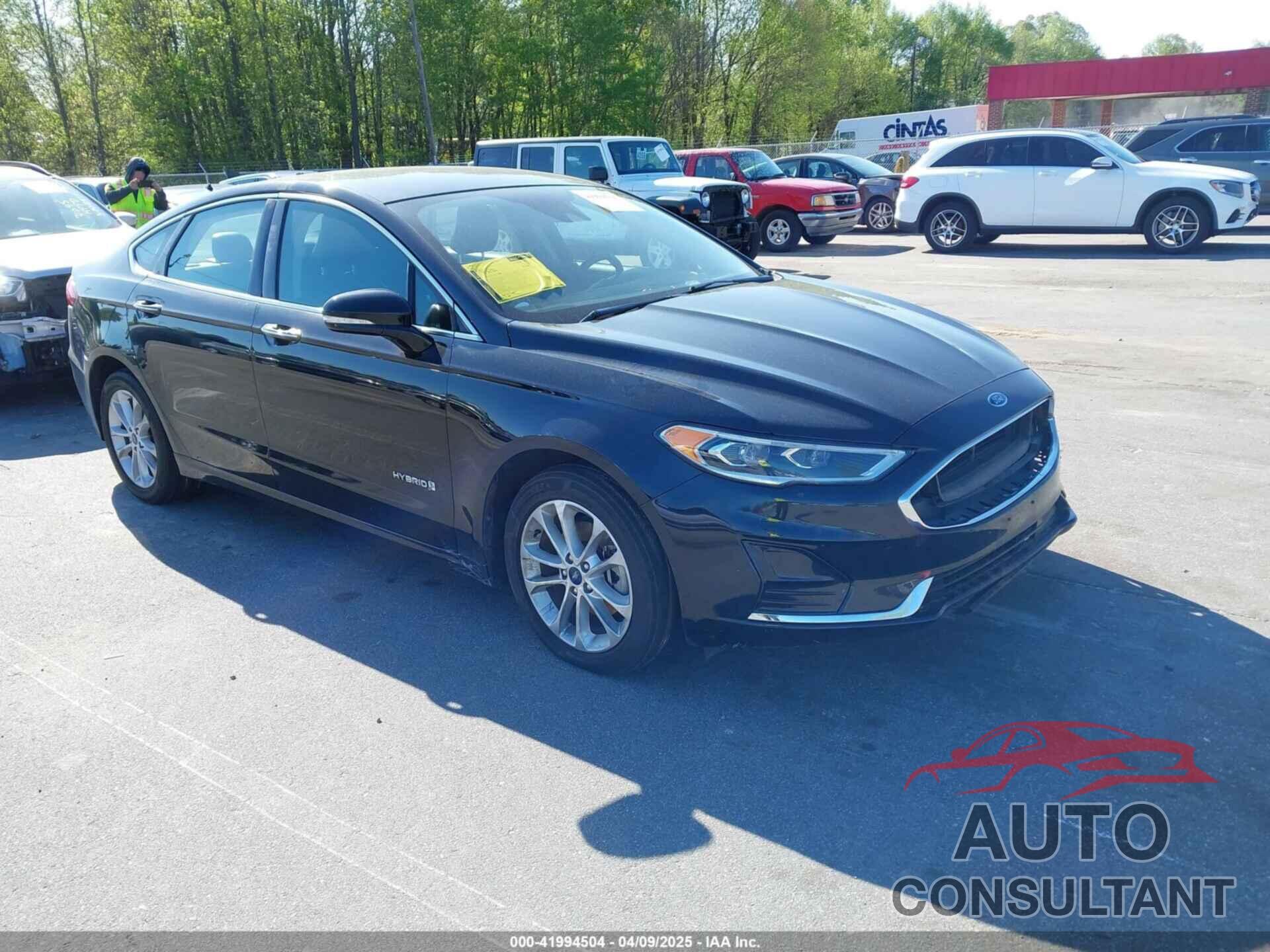 FORD FUSION HYBRID 2019 - 3FA6P0MU6KR252797