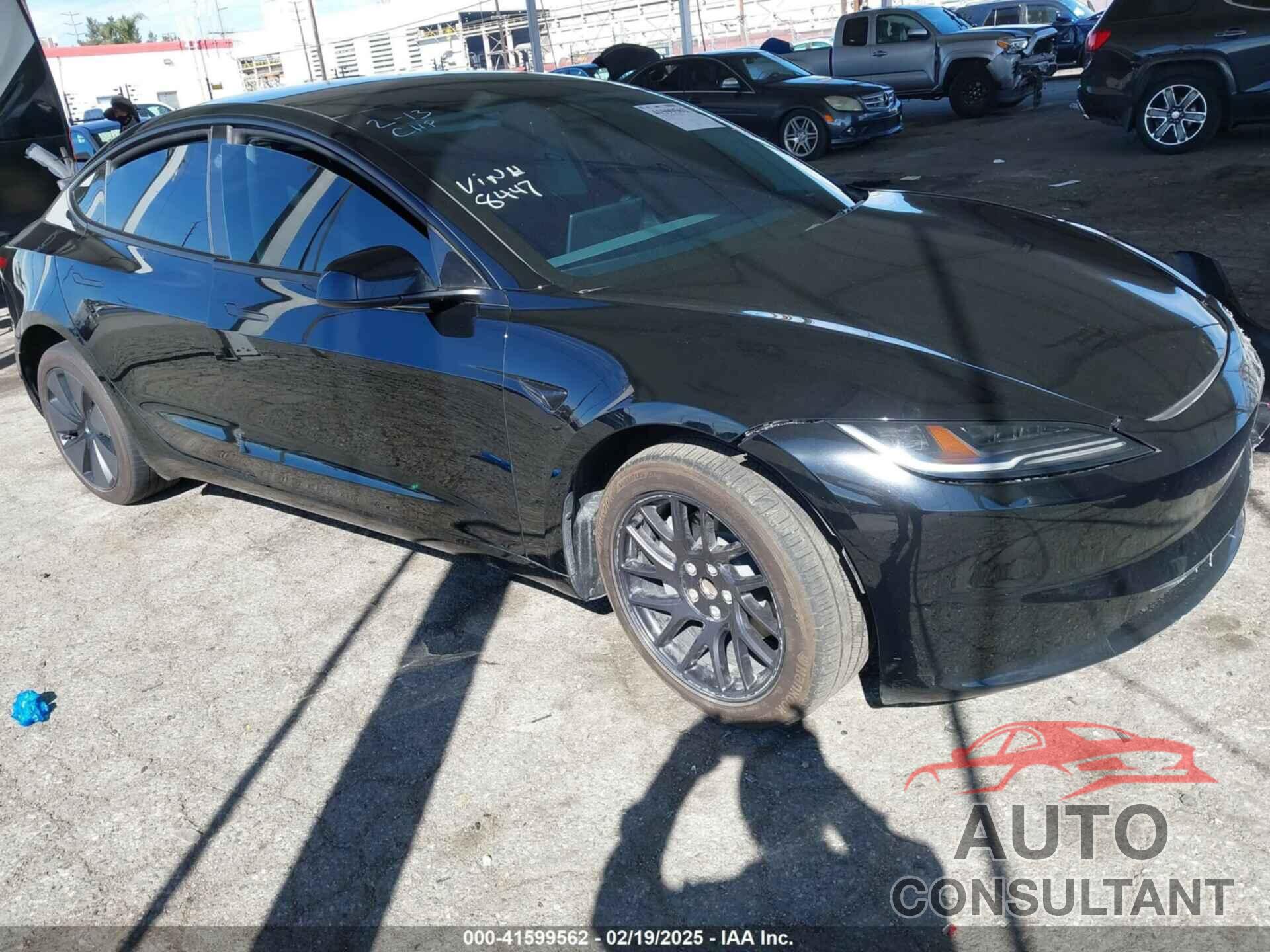 TESLA MODEL 3 2024 - 5YJ3E1EA3RF728447