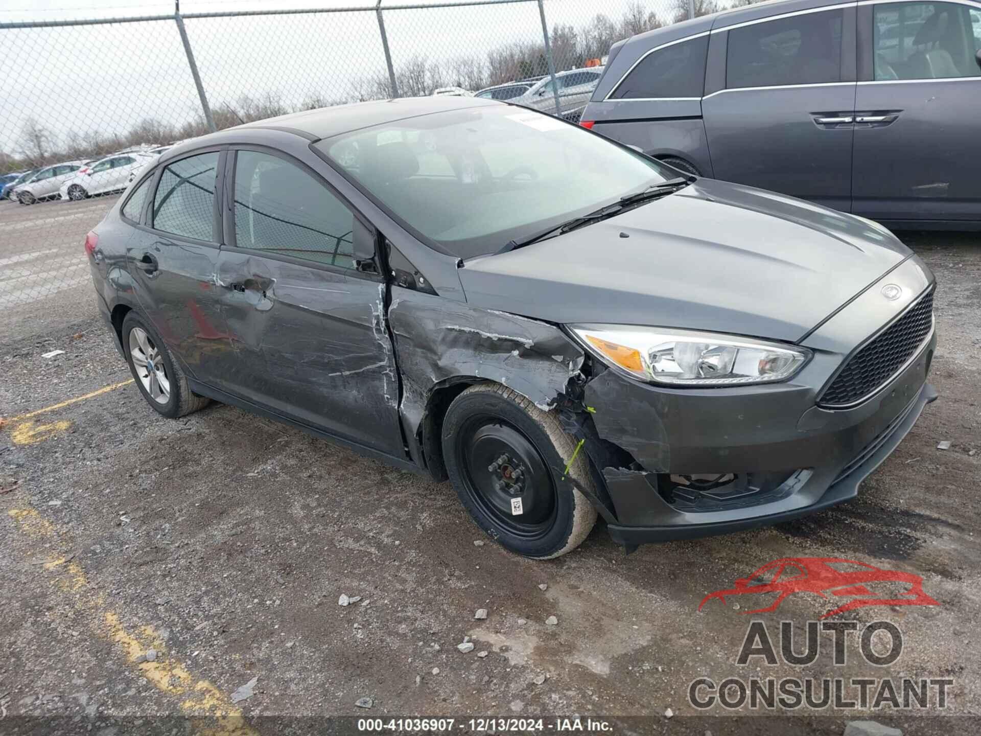 FORD FOCUS 2018 - 1FADP3E24JL254695