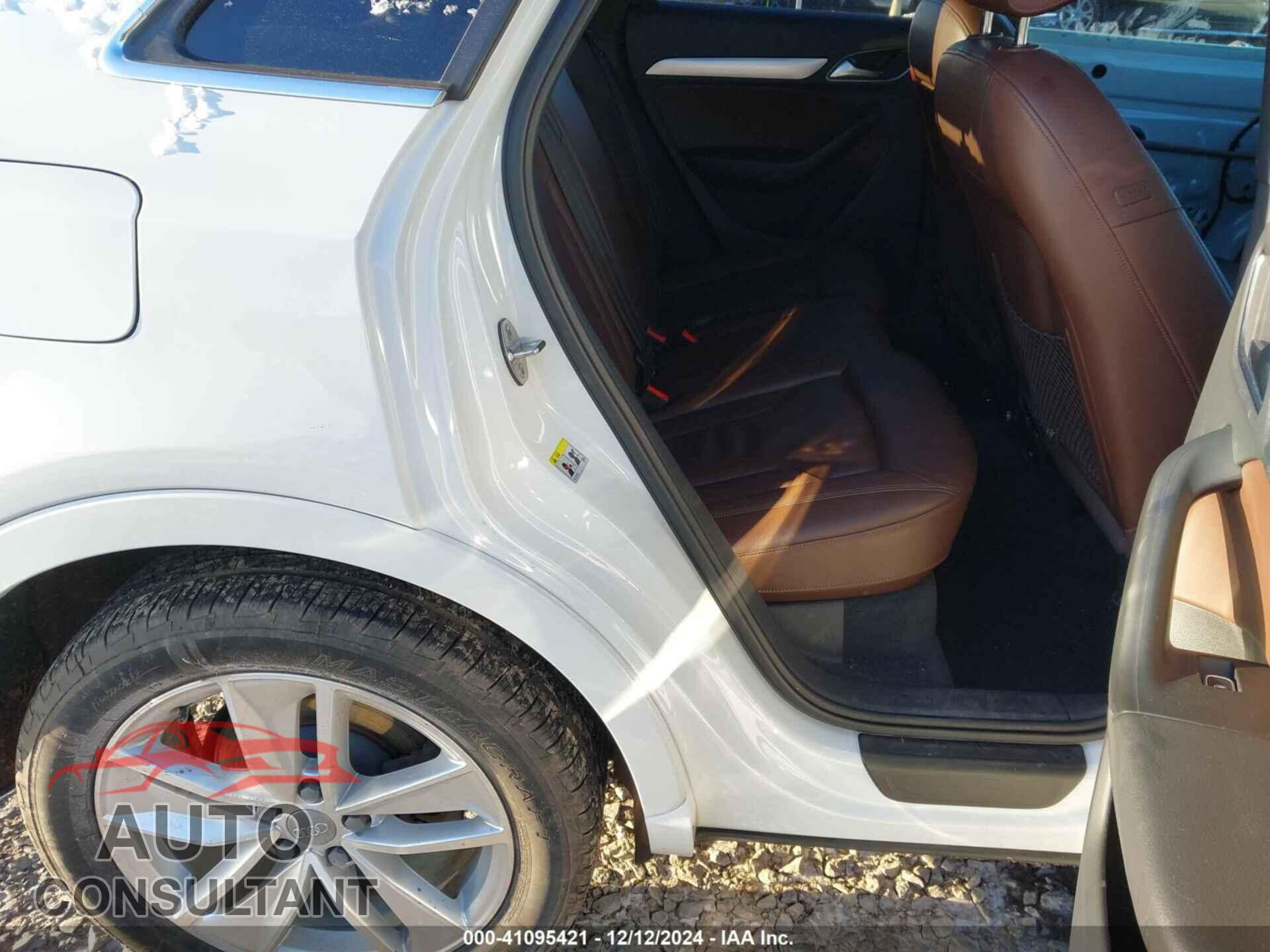 AUDI Q3 2017 - WA1JCCFS8HR000349
