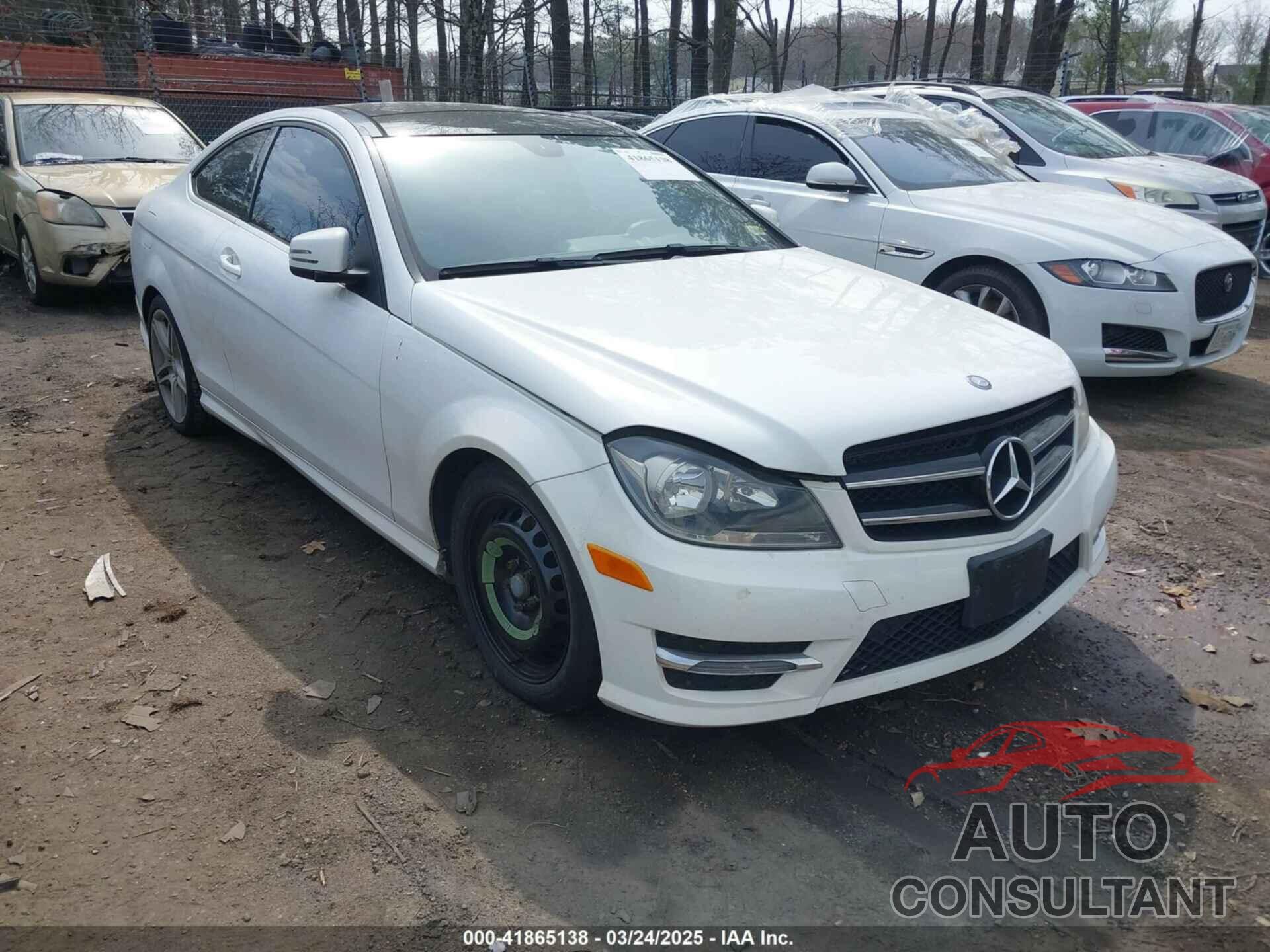 MERCEDES-BENZ C 350 2014 - WDDGJ8JB3EG322730