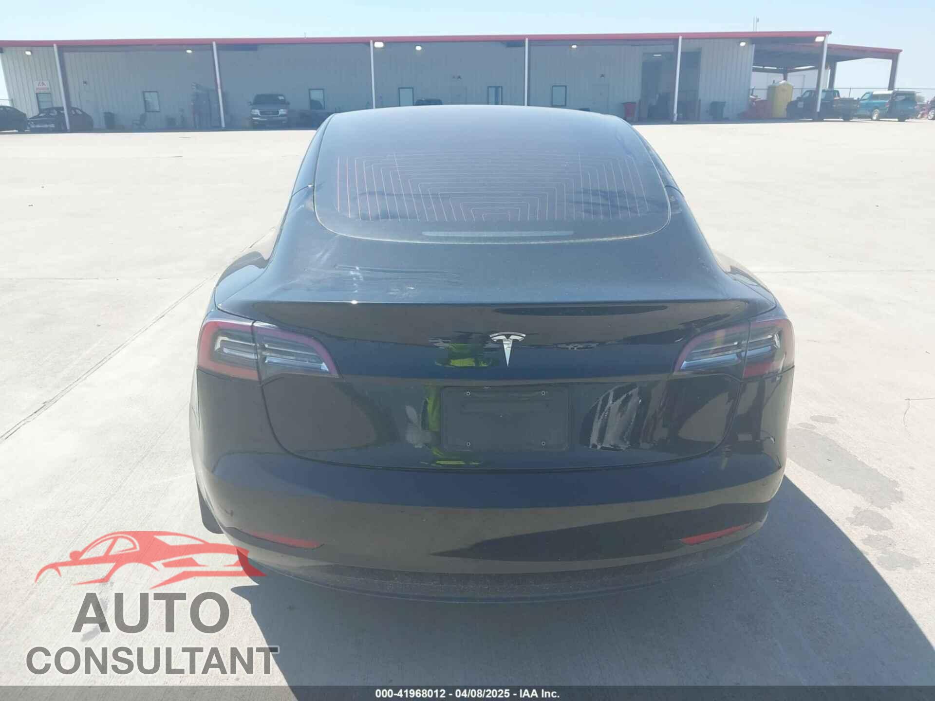 TESLA MODEL 3 2019 - 5YJ3E1EA3KF310976