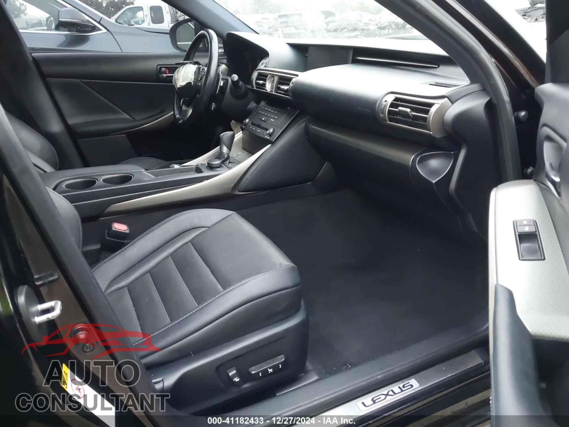 LEXUS IS 250 2015 - JTHBF1D28F5071658