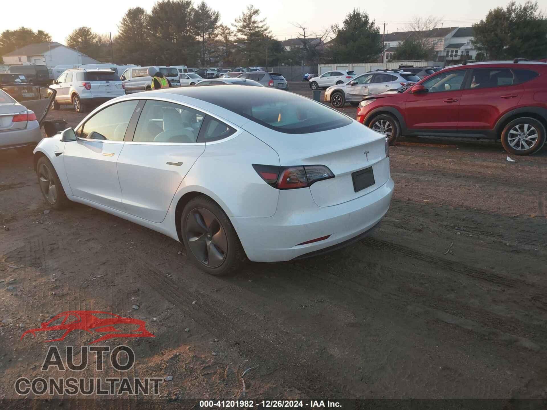 TESLA MODEL 3 2019 - 5YJ3E1EA1KF509444