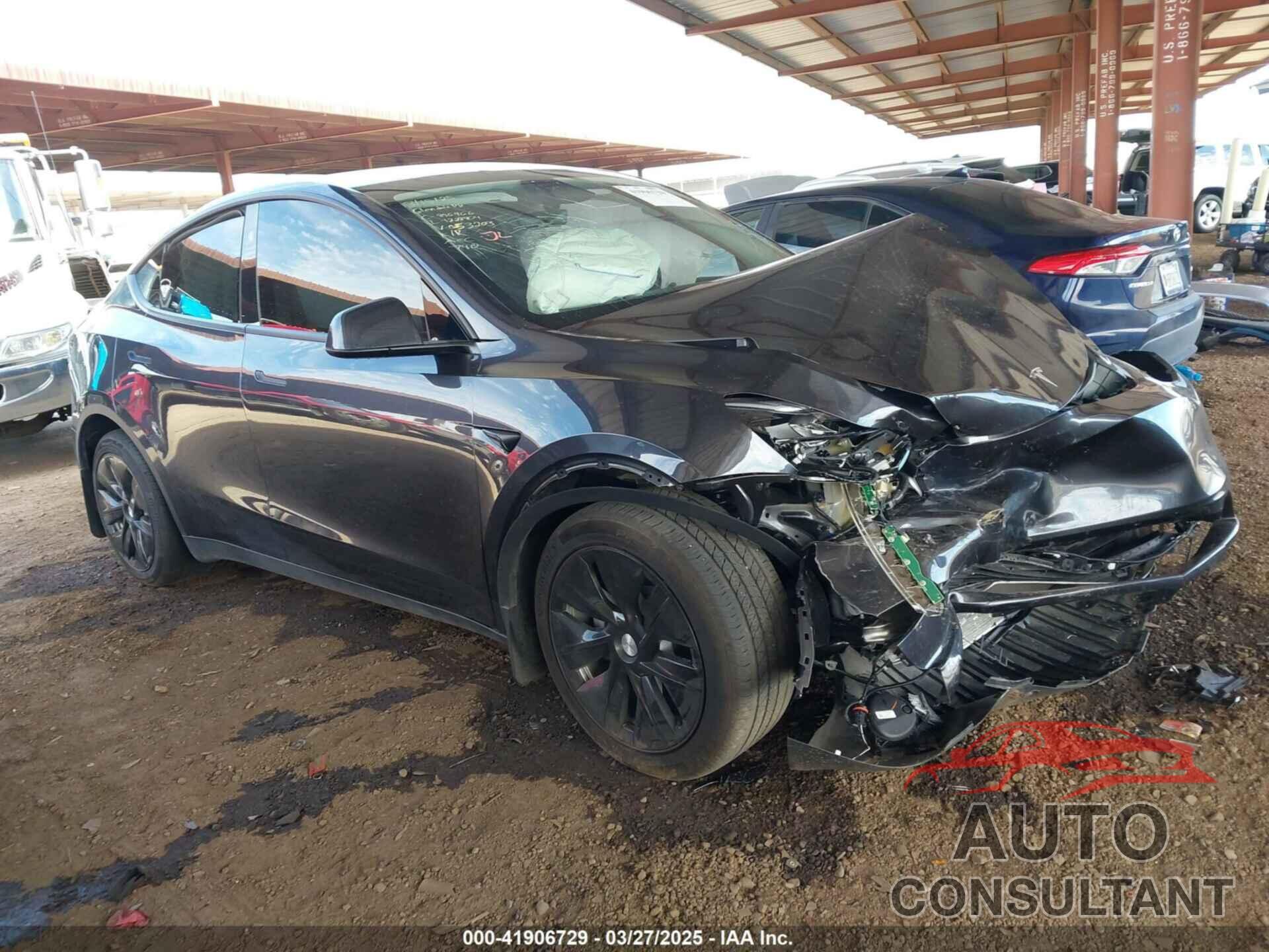 TESLA MODEL Y 2024 - 7SAYGDED9RF053203