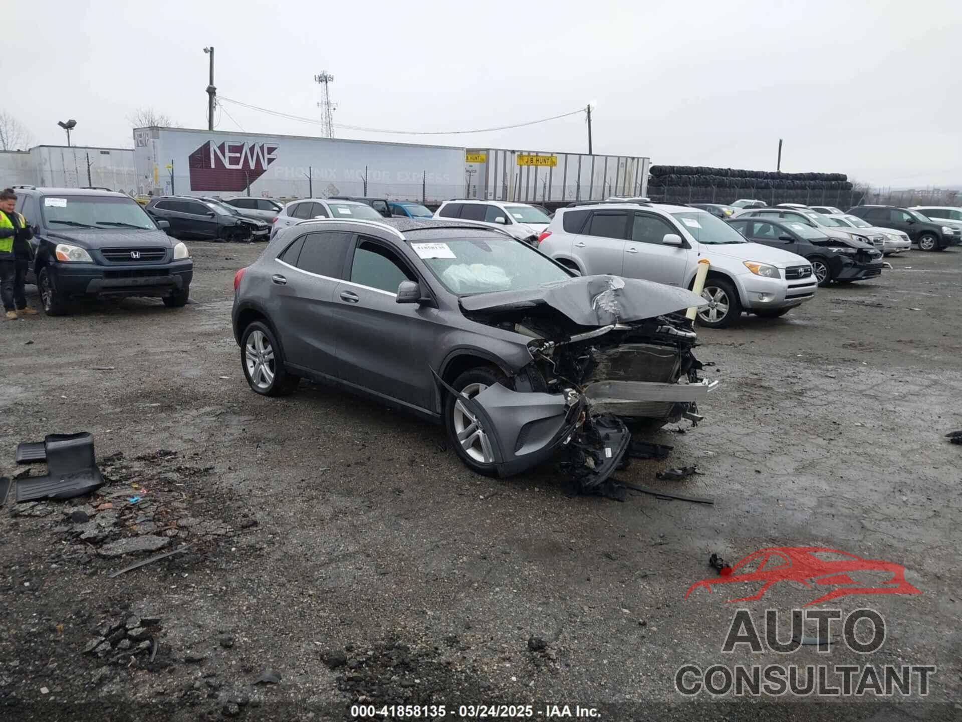 MERCEDES-BENZ GLA 250 2016 - WDCTG4GB3GJ200747