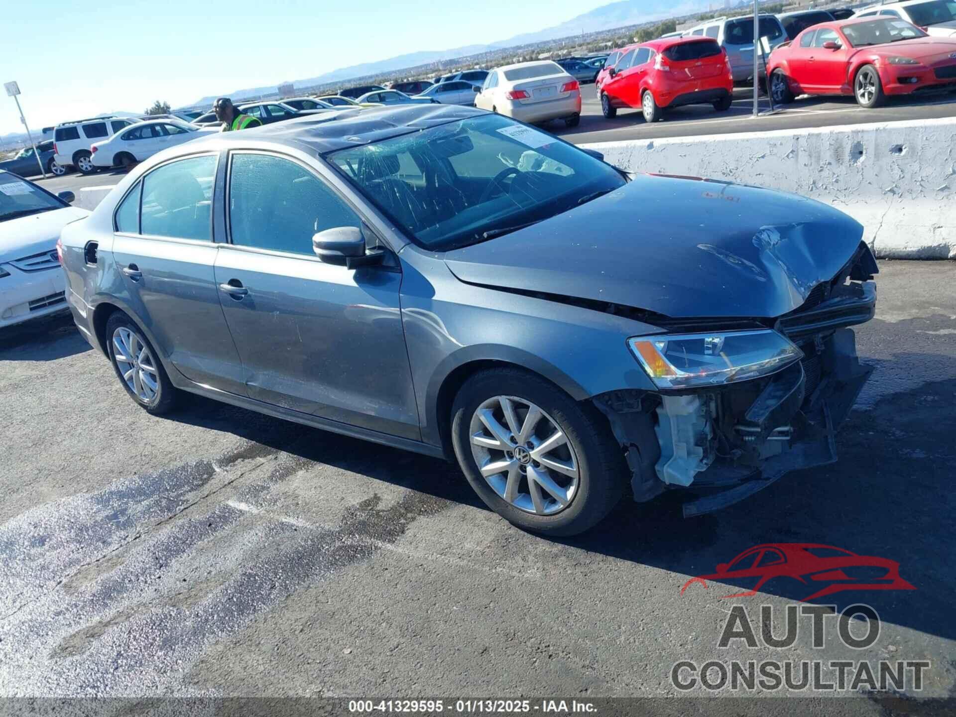 VOLKSWAGEN JETTA 2011 - 3VWDZ7AJ3BM345463