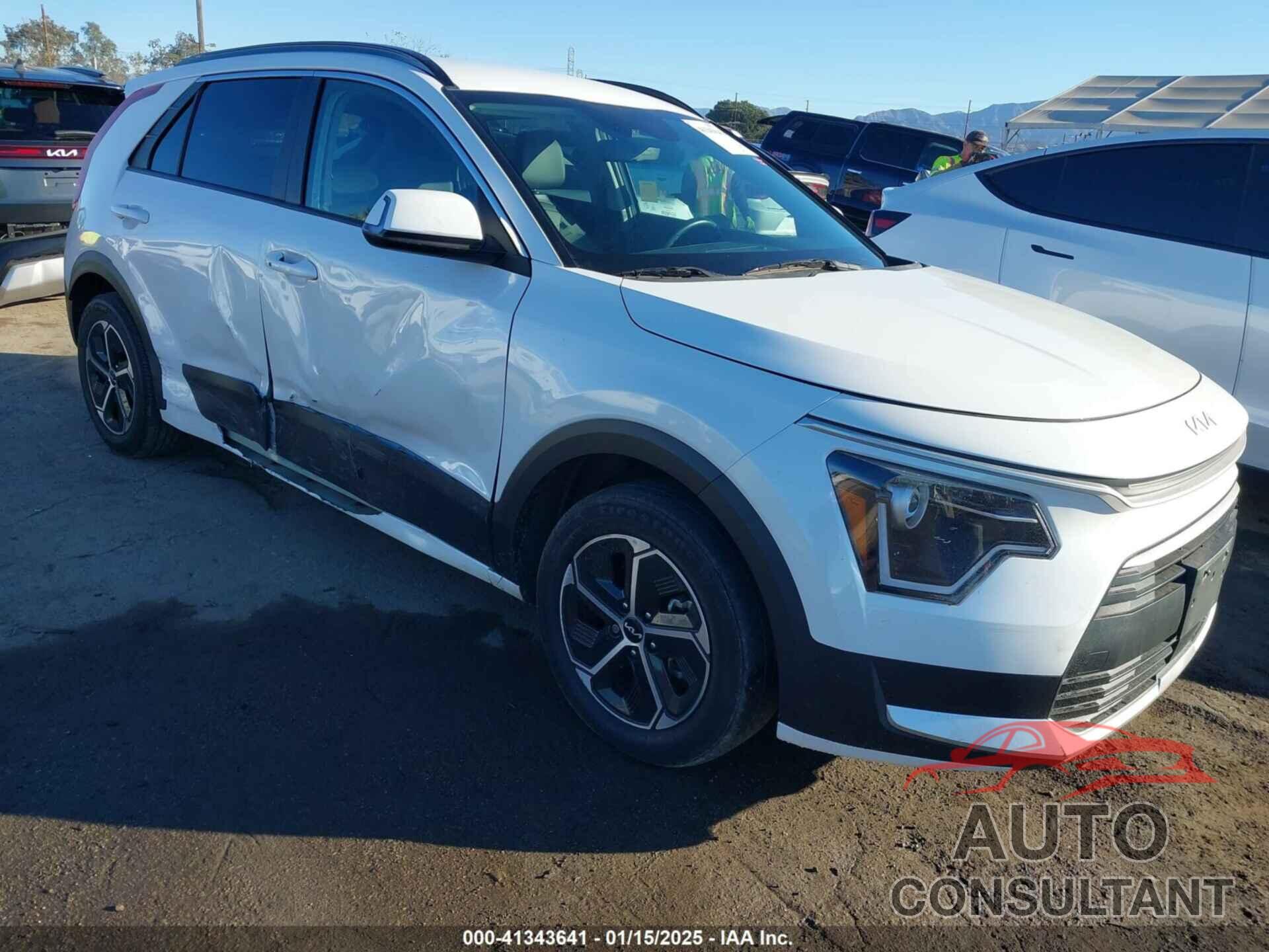 KIA NIRO 2023 - KNDCR3LE4P5075812