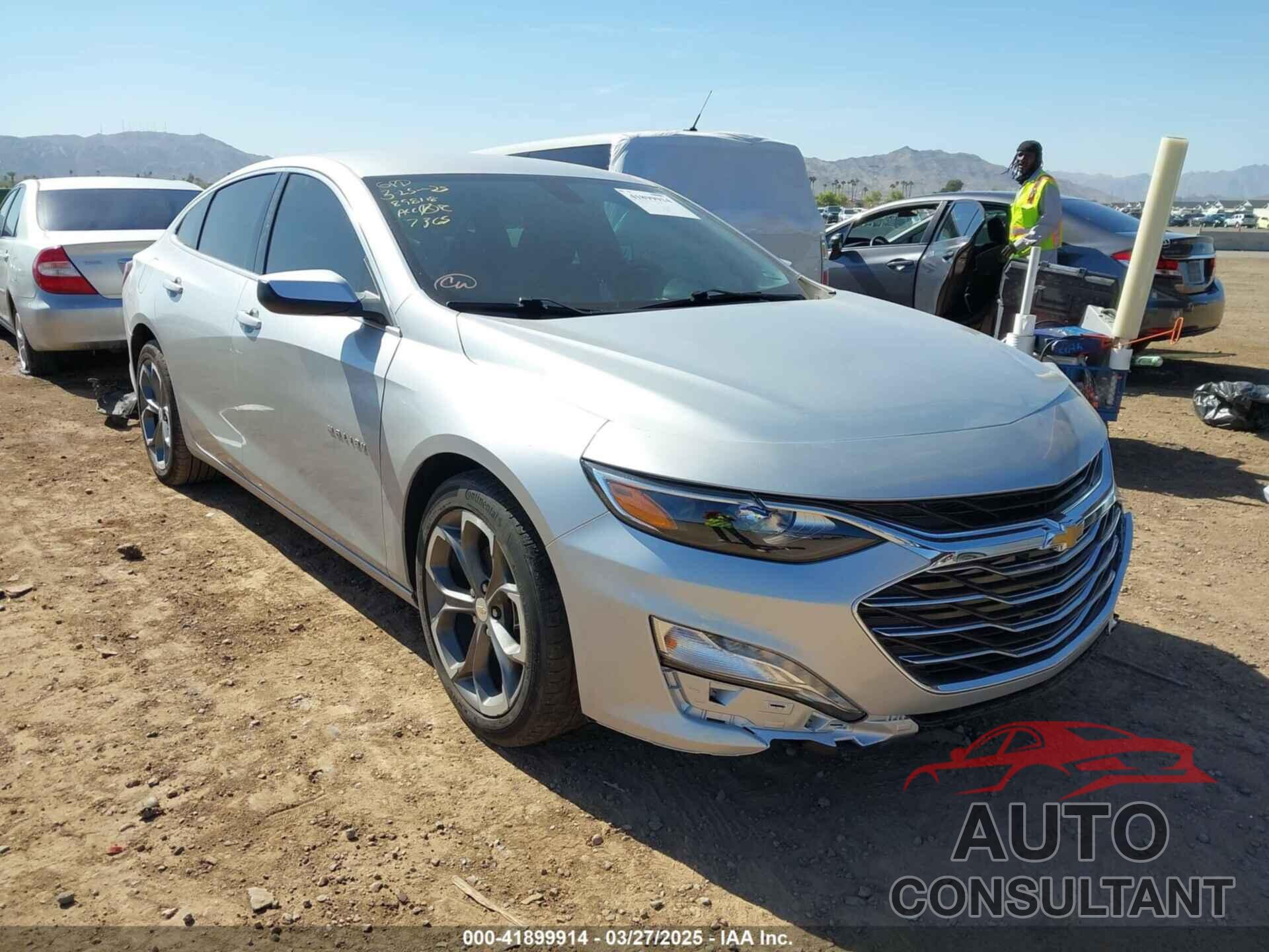 CHEVROLET MALIBU 2021 - 1G1ZD5ST7MF074057