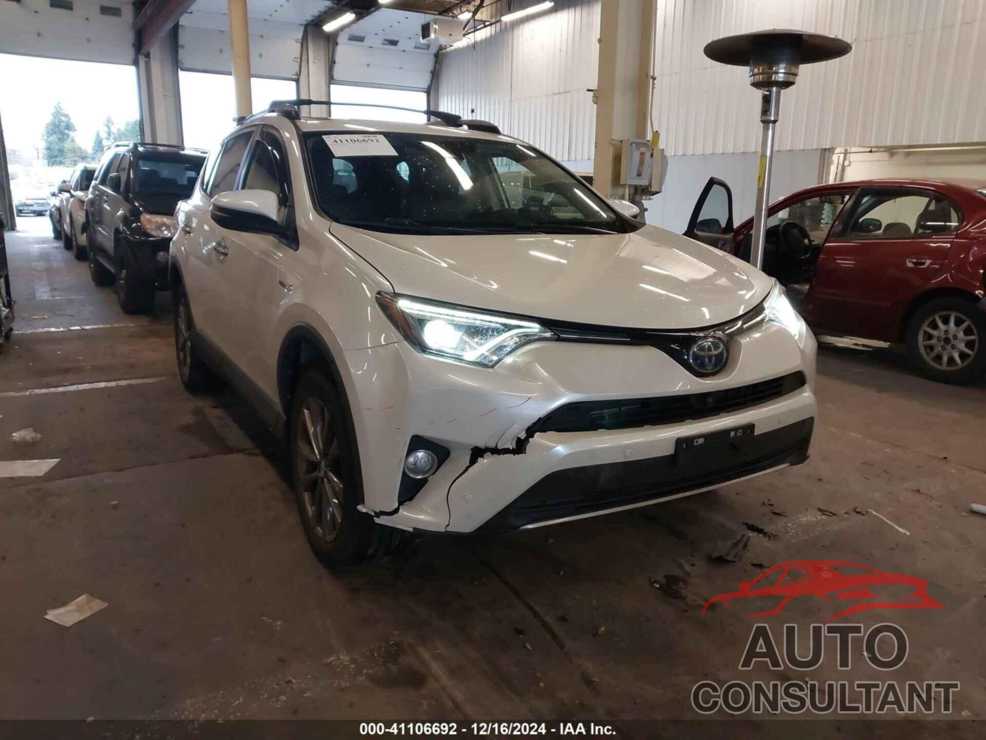 TOYOTA RAV4 HYBRID 2018 - JTMDJREV0JD245365