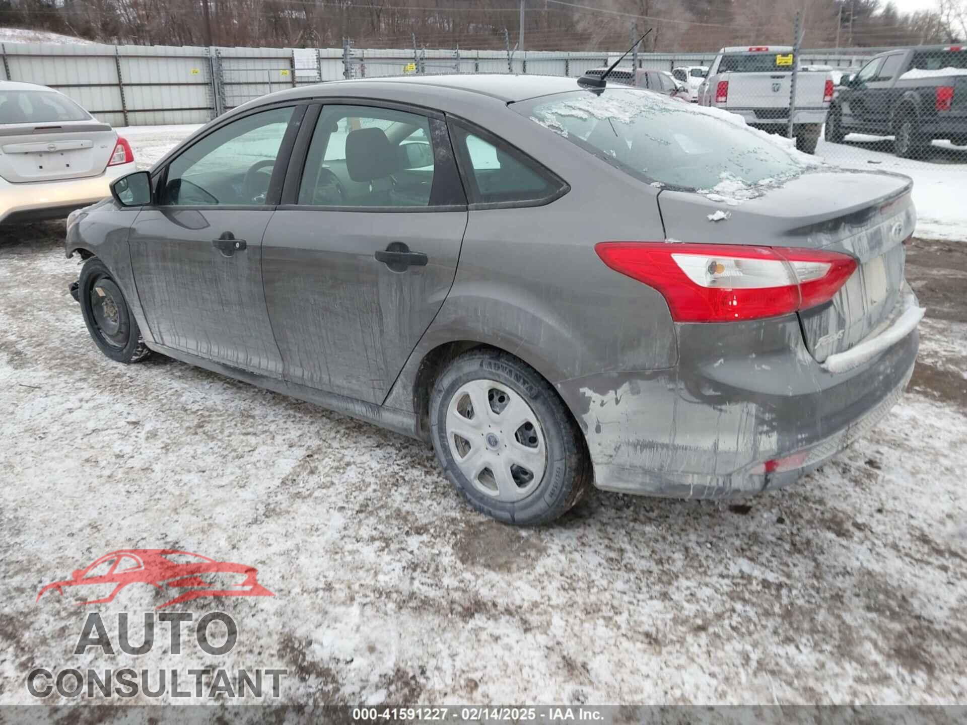 FORD FOCUS 2014 - 1FADP3E2XEL398855