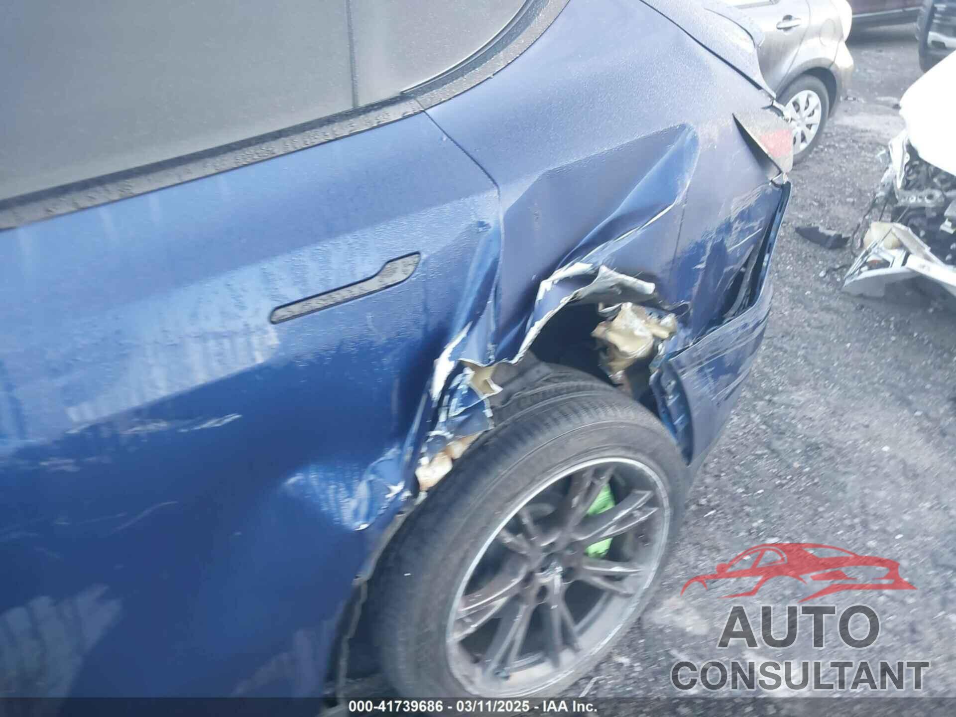 TESLA MODEL Y 2021 - 5YJYGDEE0MF066727