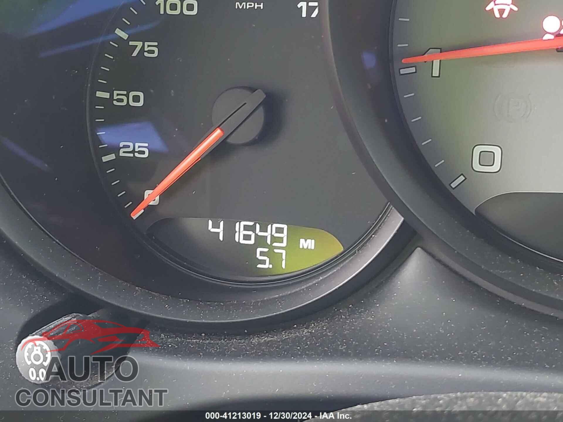 PORSCHE MACAN 2018 - WP1AB2A56JLB32019