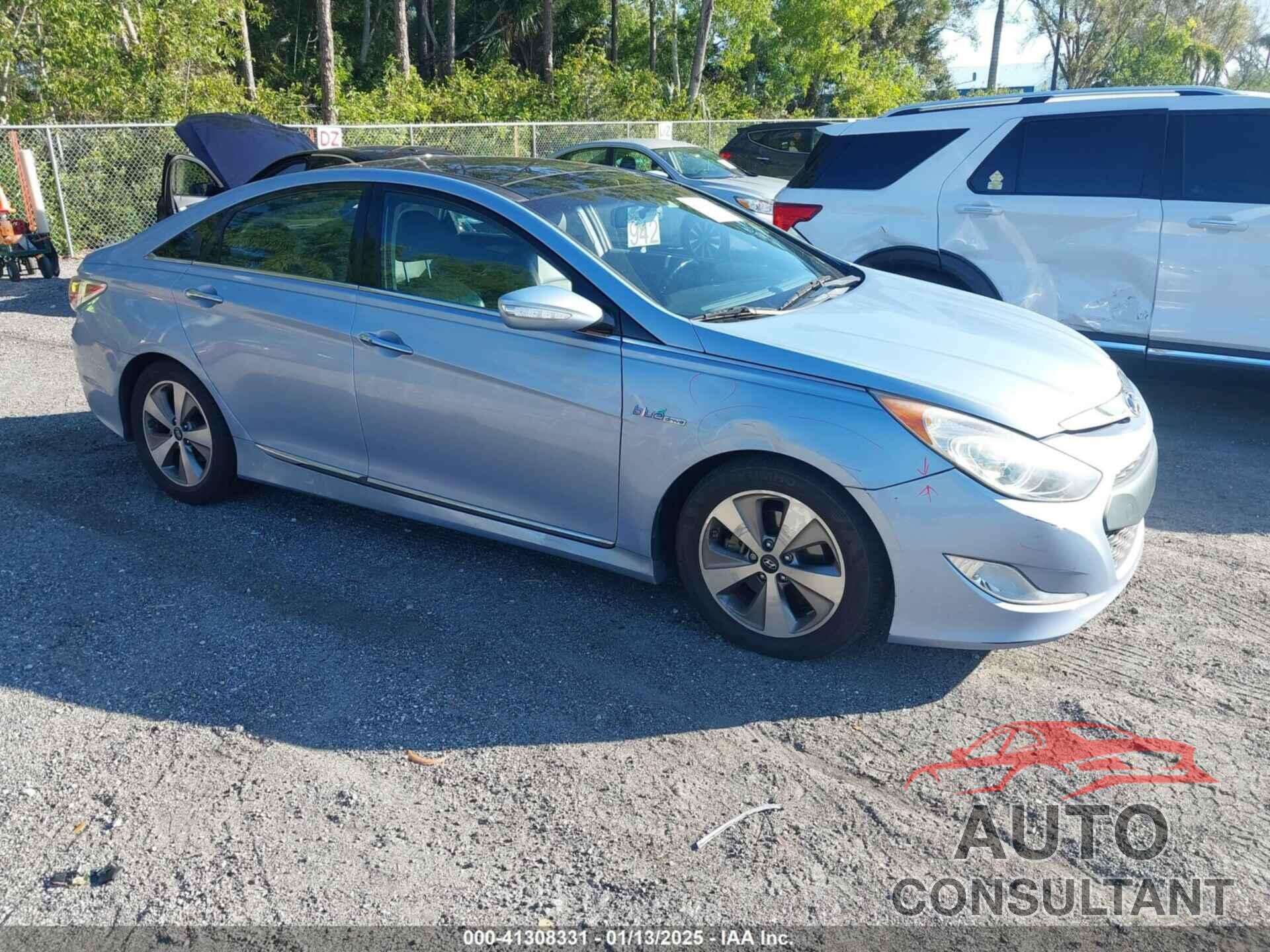 HYUNDAI SONATA 2012 - KMHEC4A4XCA026413