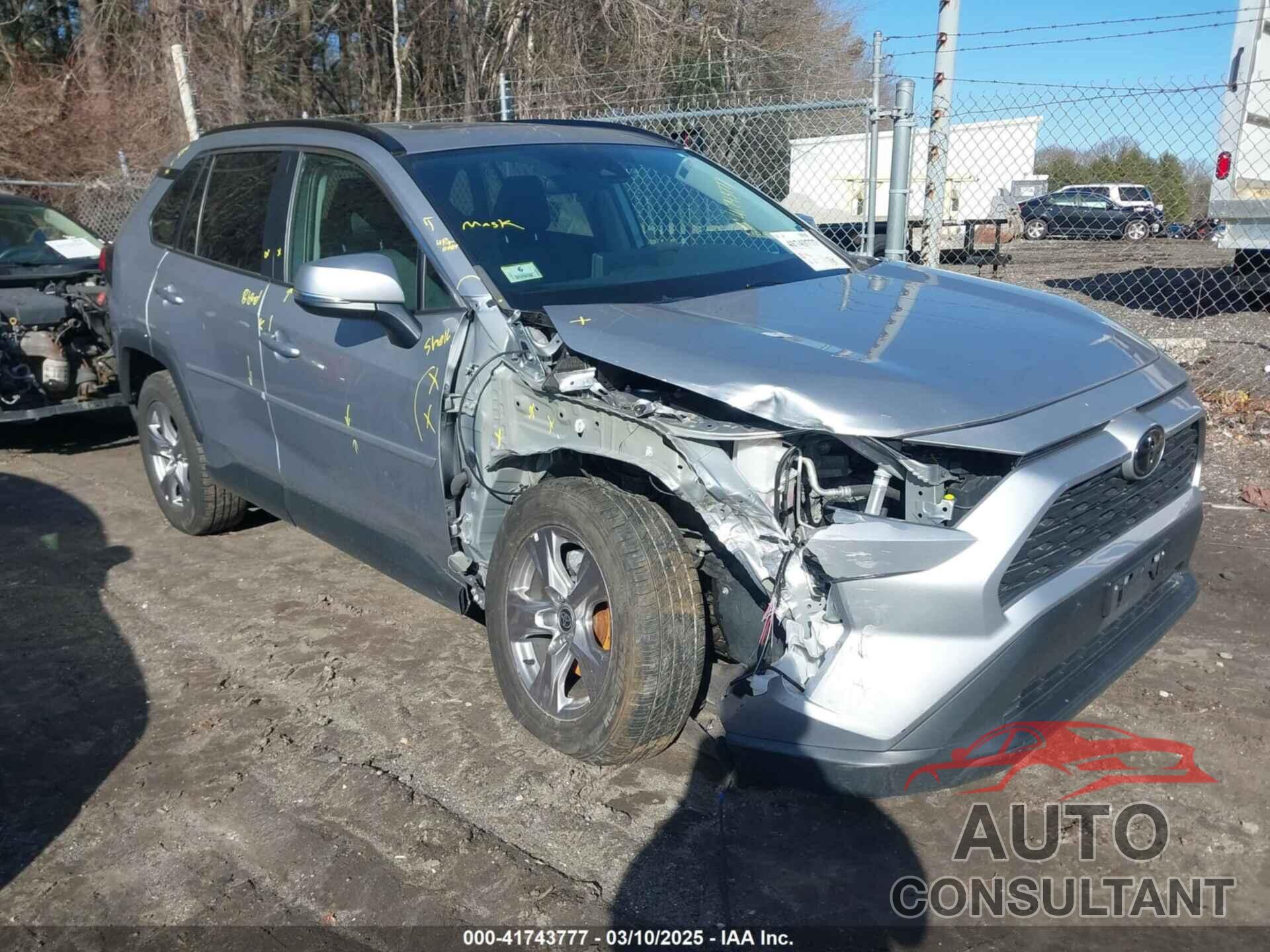 TOYOTA RAV4 2023 - 2T3W1RFV4PC218612