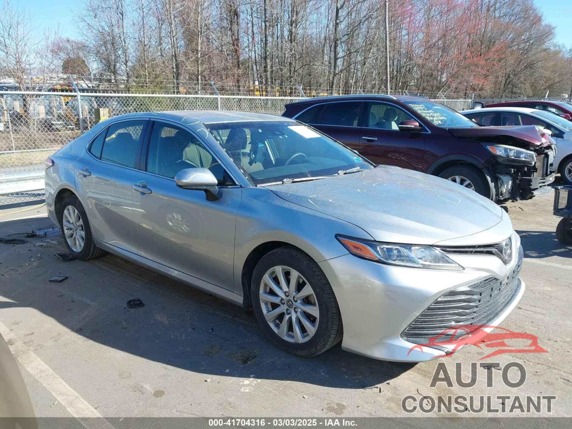 TOYOTA CAMRY 2018 - JTNB11HK5J3025411