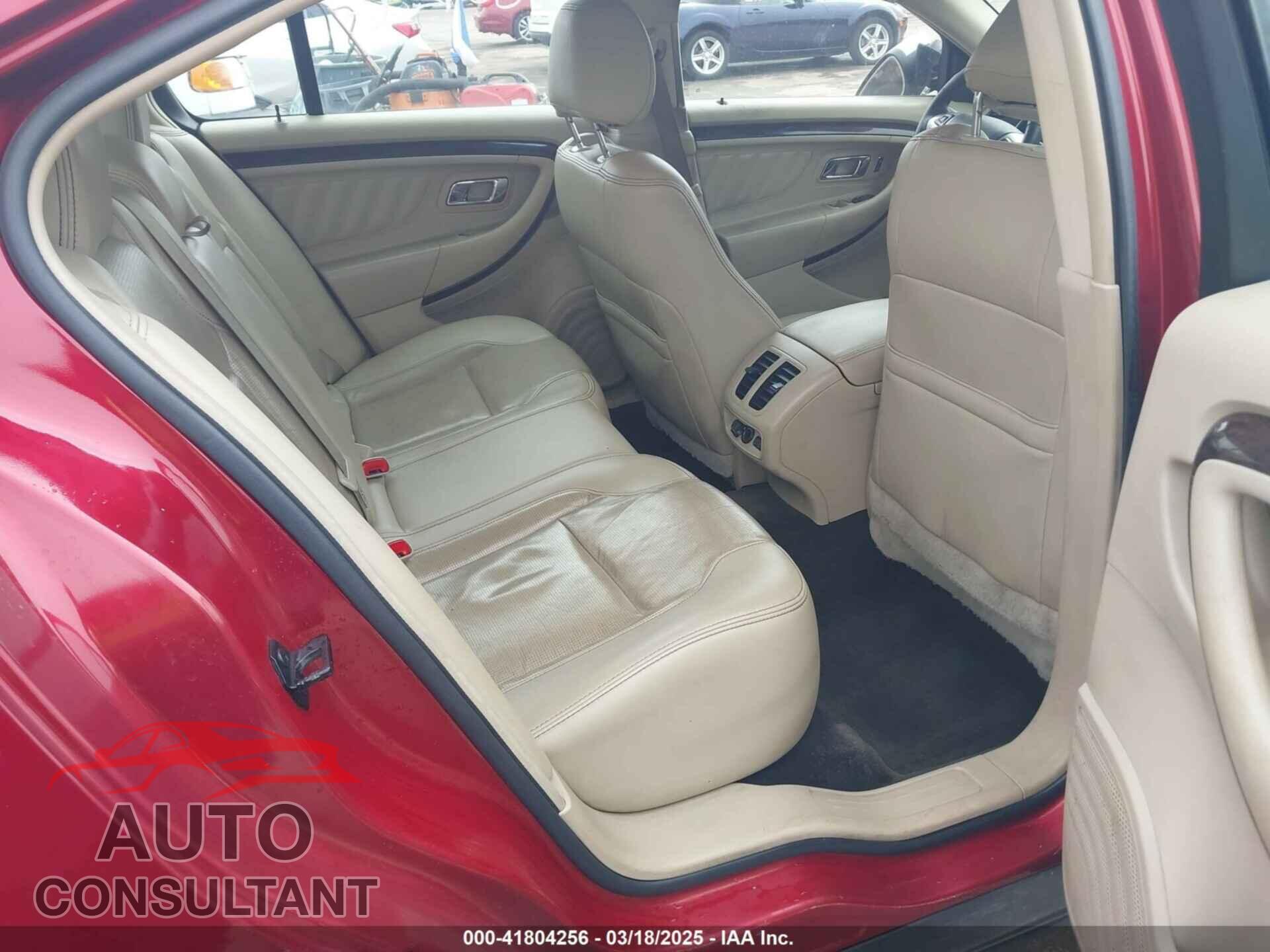 FORD TAURUS 2018 - 1FAHP2F84JG130238
