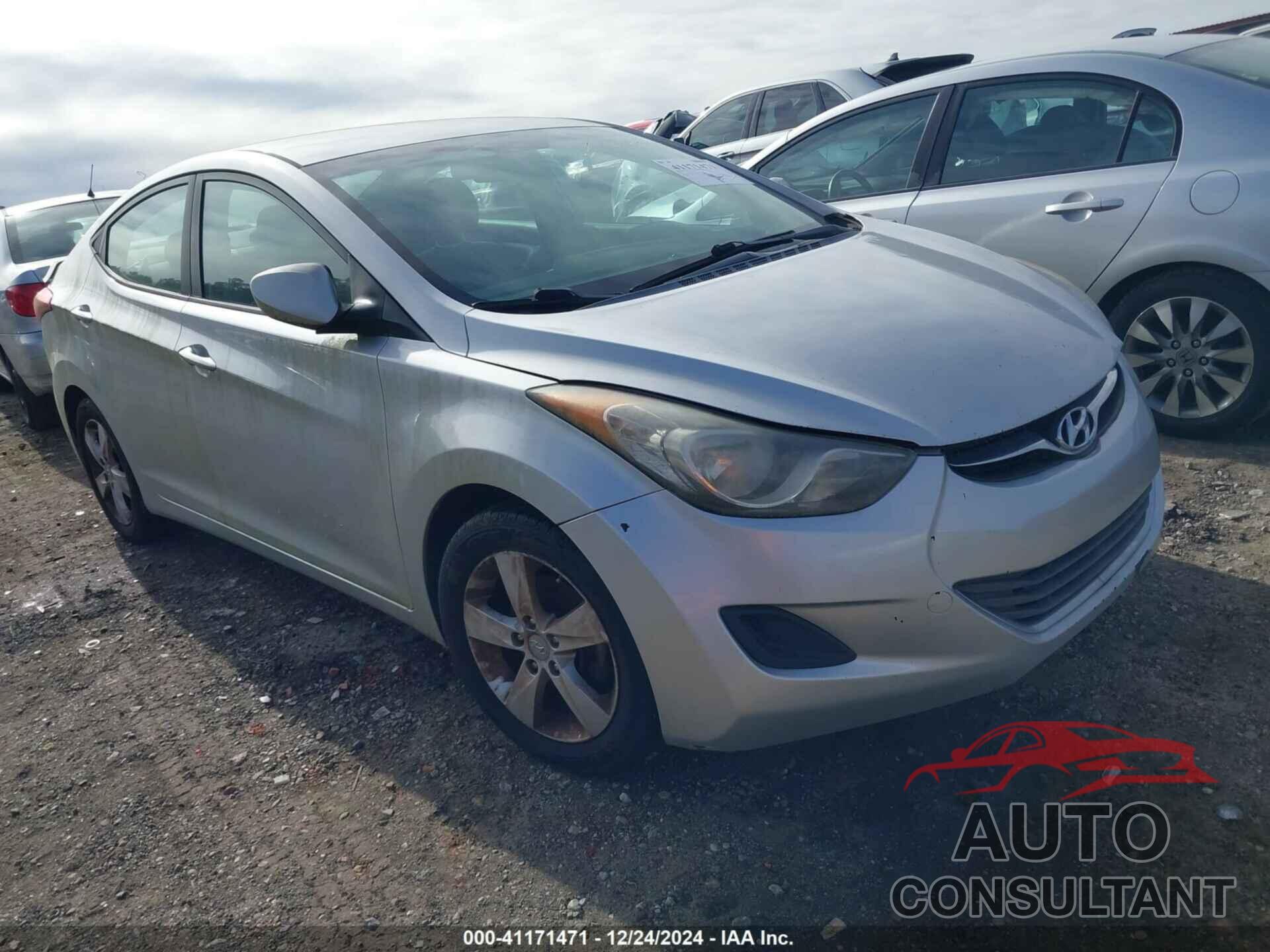 HYUNDAI ELANTRA 2013 - 5NPDH4AE0DH413881