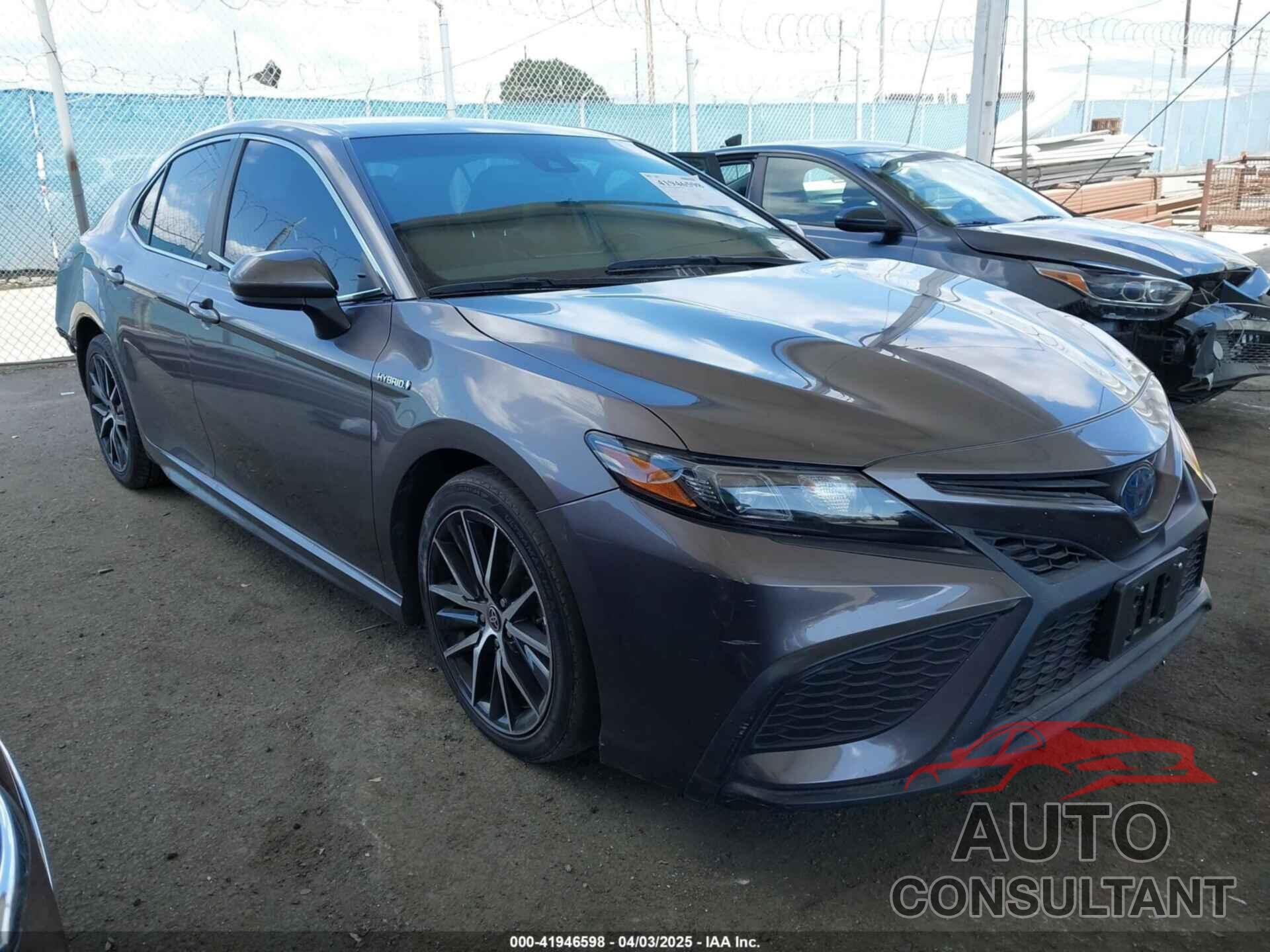 TOYOTA CAMRY 2021 - 4T1G31AKXMU028863