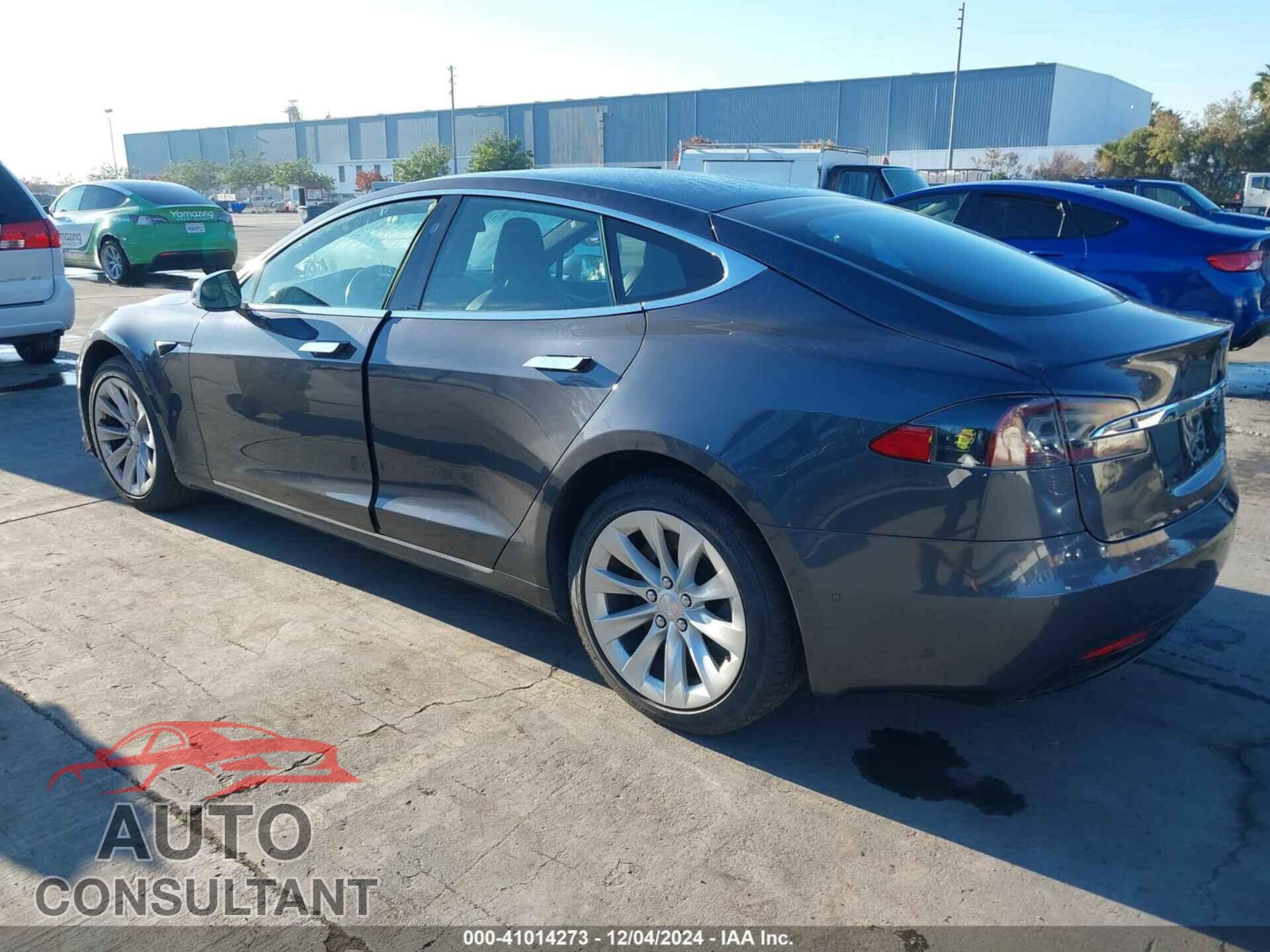 TESLA MODEL S 2019 - 5YJSA1E21KF333205