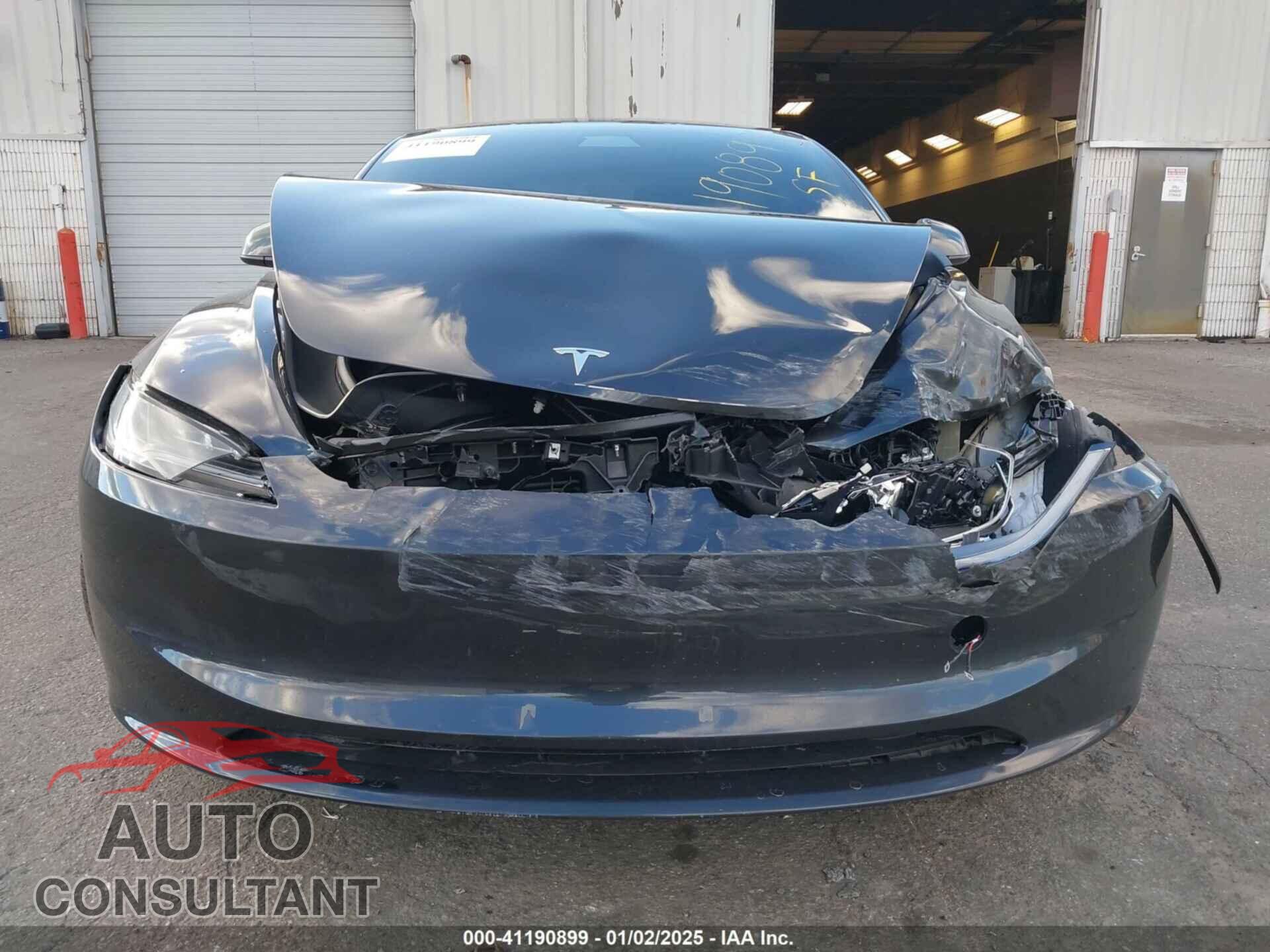 TESLA MODEL 3 2024 - 5YJ3E1EA2RF736068