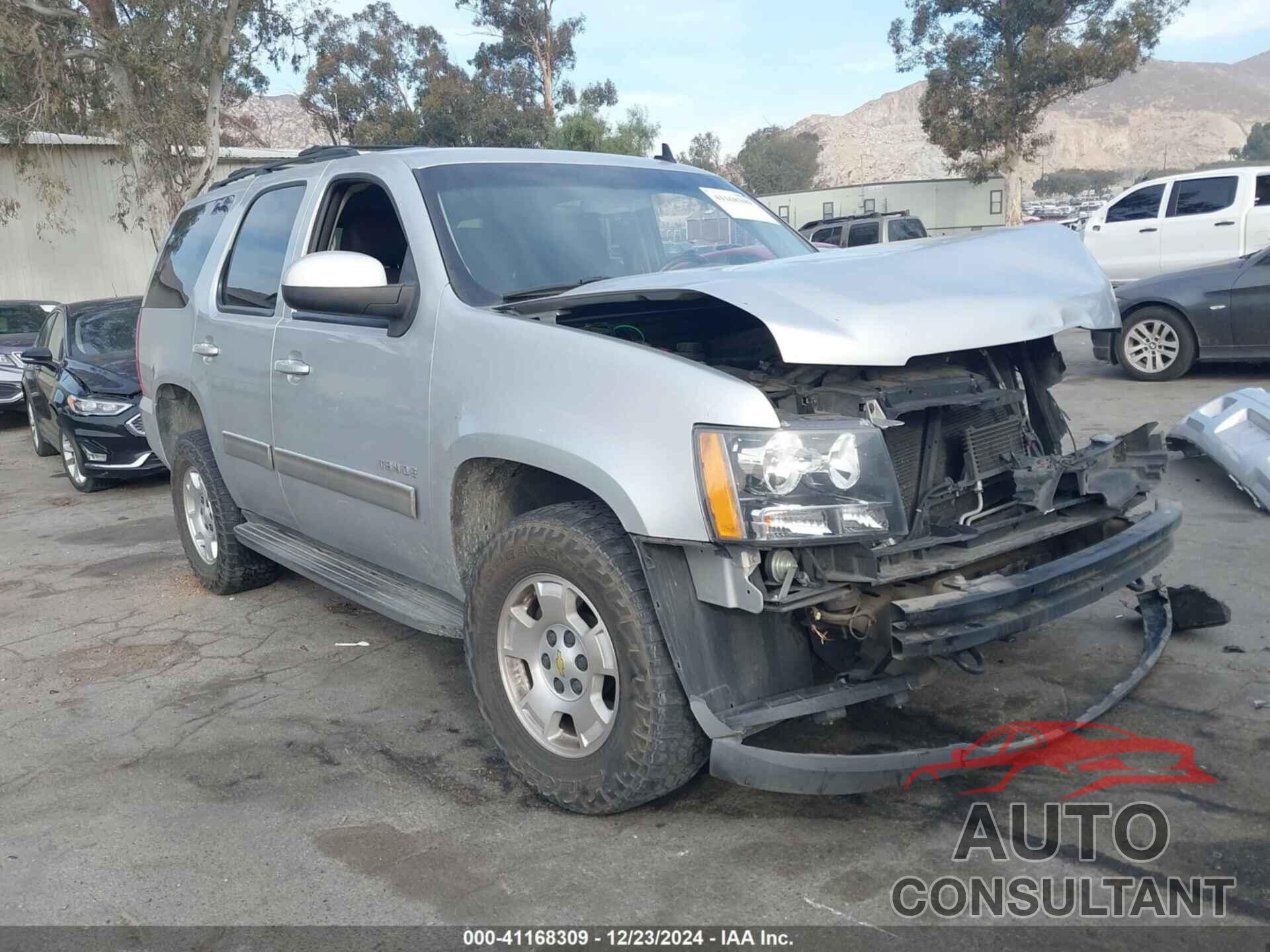 CHEVROLET TAHOE 2012 - 1GNSKAE05CR301467